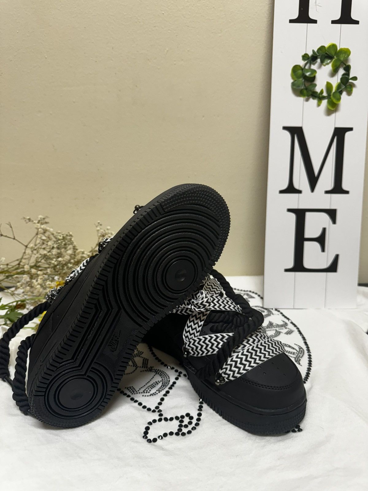 Other CUSTOM AIR FORCE 1 BLACK – CHUNKY LACES LOT Size US 8 / EU 41 - 7 Thumbnail