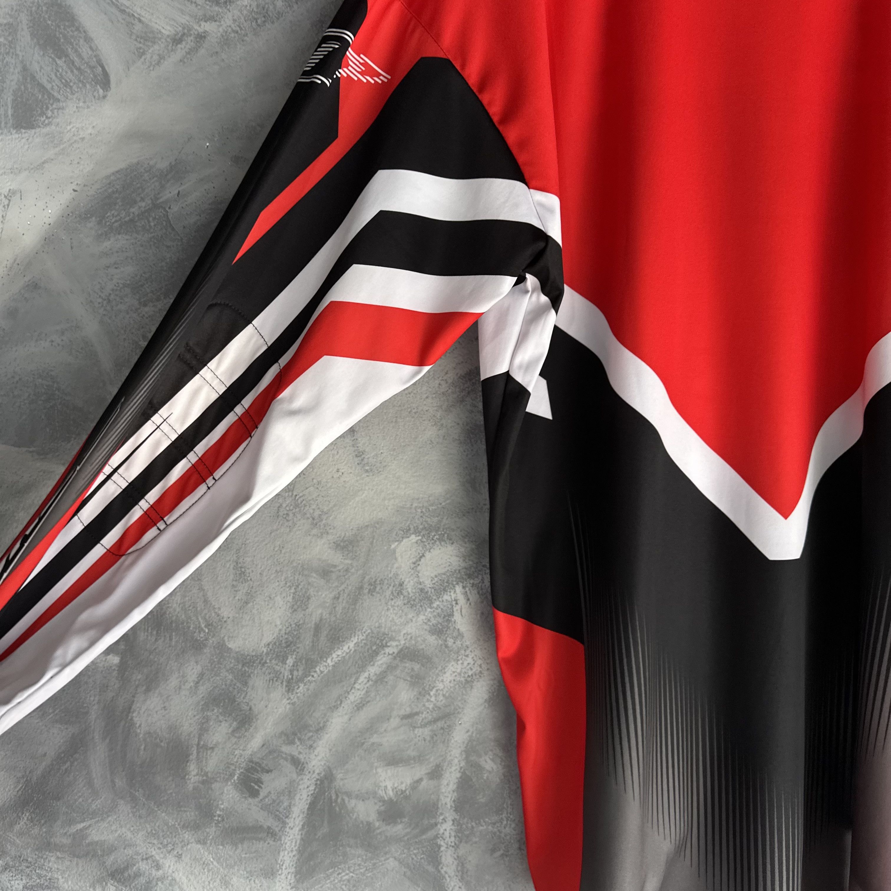 Other Oneal Racing Shirt Mens L Red Black Motocross Jersey LS Size US L / EU 52-54 / 3 - 6 Thumbnail
