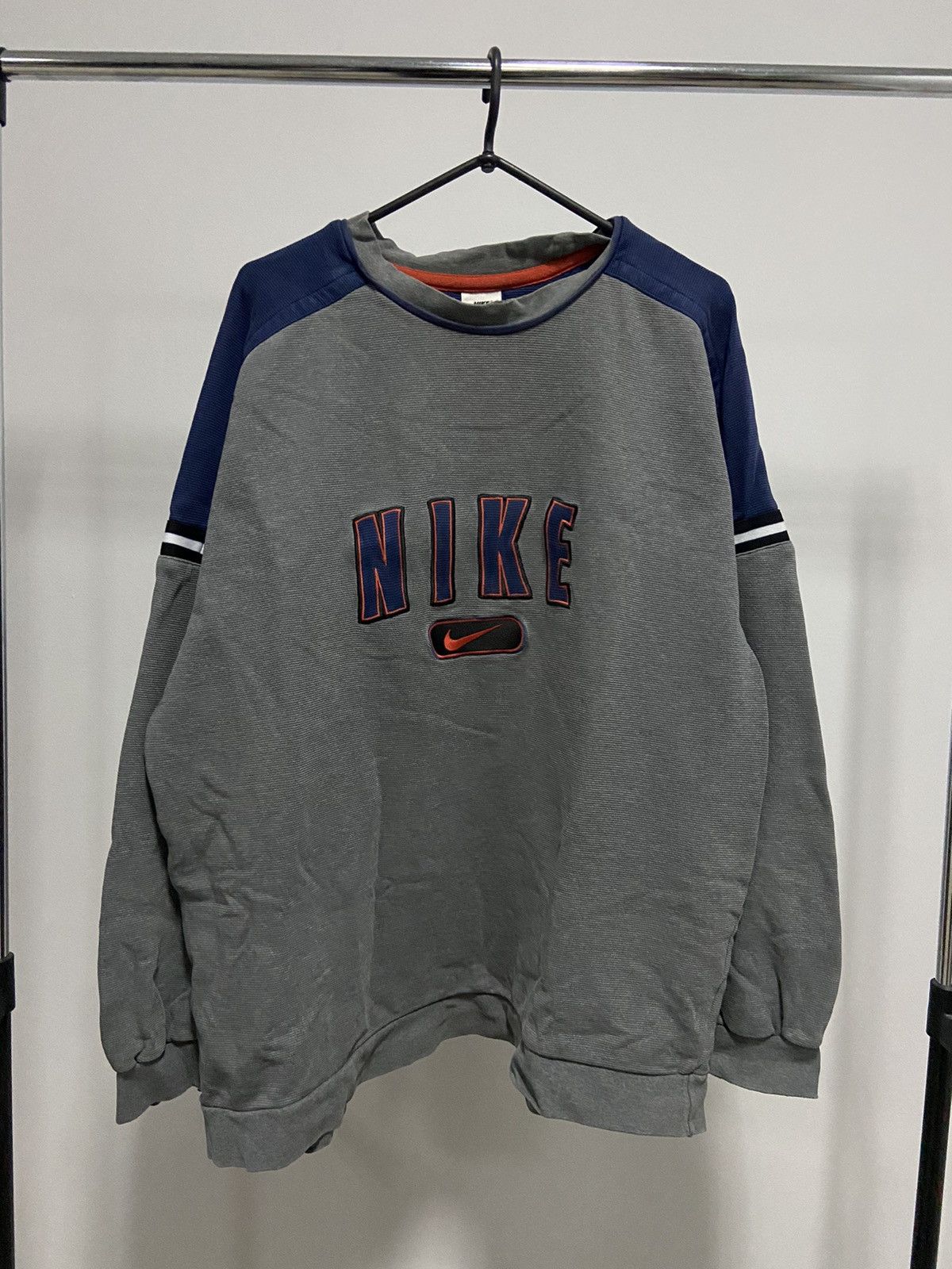 Nike × Vintage Nike Sweatshirt big Logo Vintage 90s skate Size US XL / EU 56 / 4 - 1 Thumbnail
