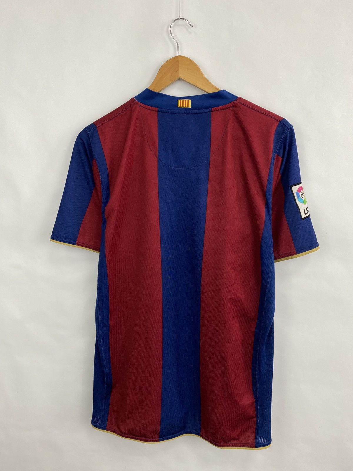 Nike Vintage 2007 F. C. Barcelona Nike Soccer Jersey T-Shirt Rare Size US M / EU 48-50 / 2 - 11 Thumbnail