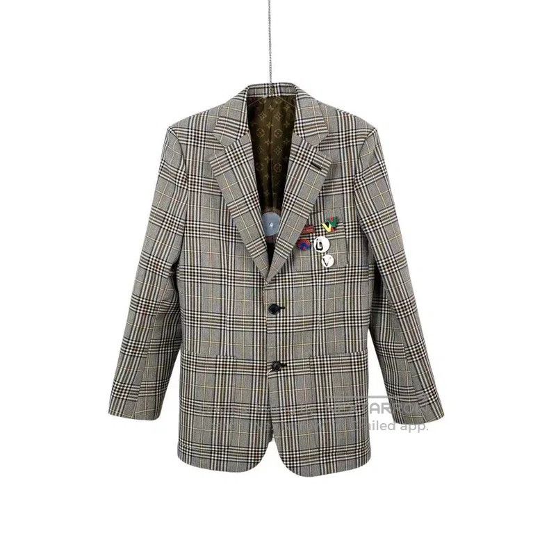 Louis Vuitton Louis Vuitton Presbyopic paneled brooch plaid blazer Size XS / US 0-2 / IT 36-38 - 1 Thumbnail