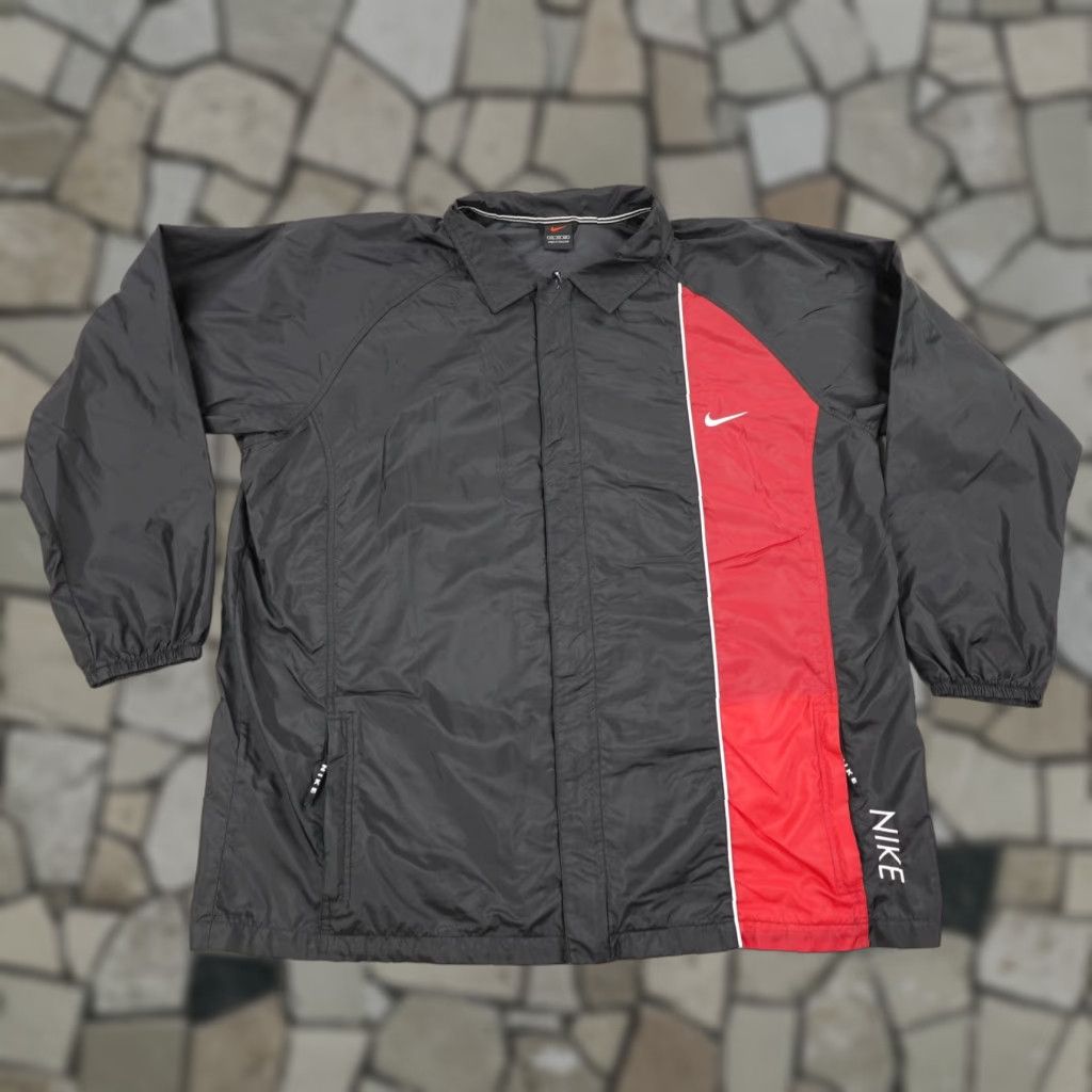 Nike VINTAGE Nike Jacket Mens 2XL Windbreaker Full Zip Black Red Swoosh Logo 90s Sports Track Coat Mens Size US XXL / EU 58 / 5 - 1 Thumbnail