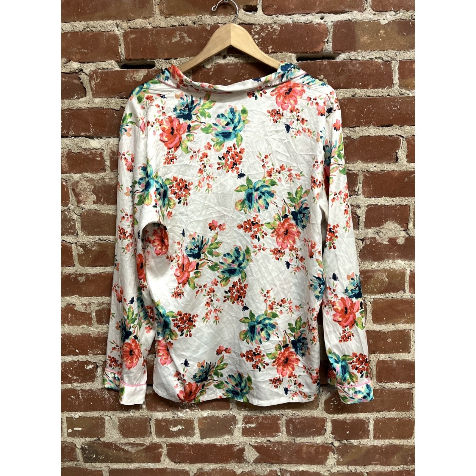 Victoria's Secret Victoria's Secret Womens White Floral Sleep Top Pajama Top L Size Size L / US 10 / IT 46 - 2 Thumbnail