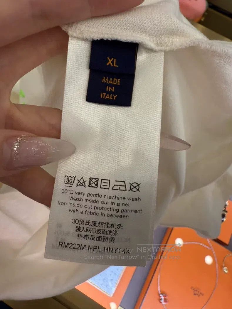 Louis Vuitton Louis Vuitton White full print small plane short sleeve T- Size US XL / EU 56 / 4 - 7 Thumbnail