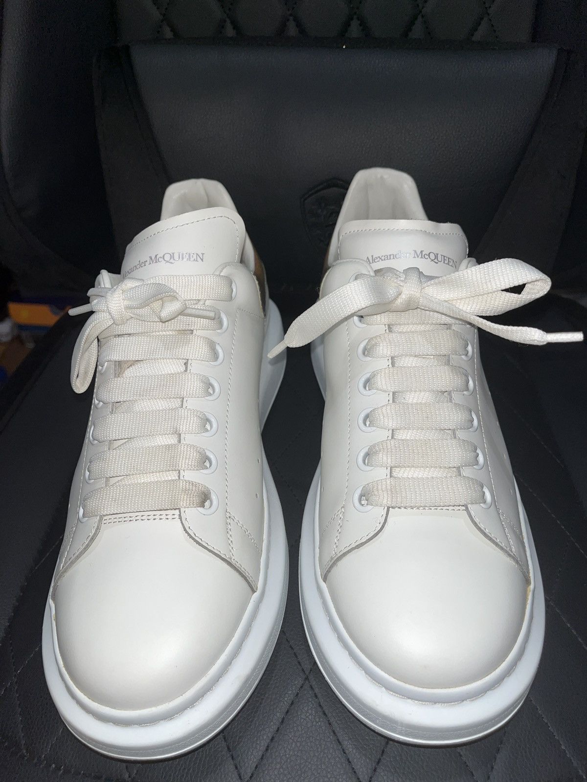 Alexander McQueen Alexander McQueen Oversized Sneaker Size US 10.5 / EU 43-44 - 1 Thumbnail