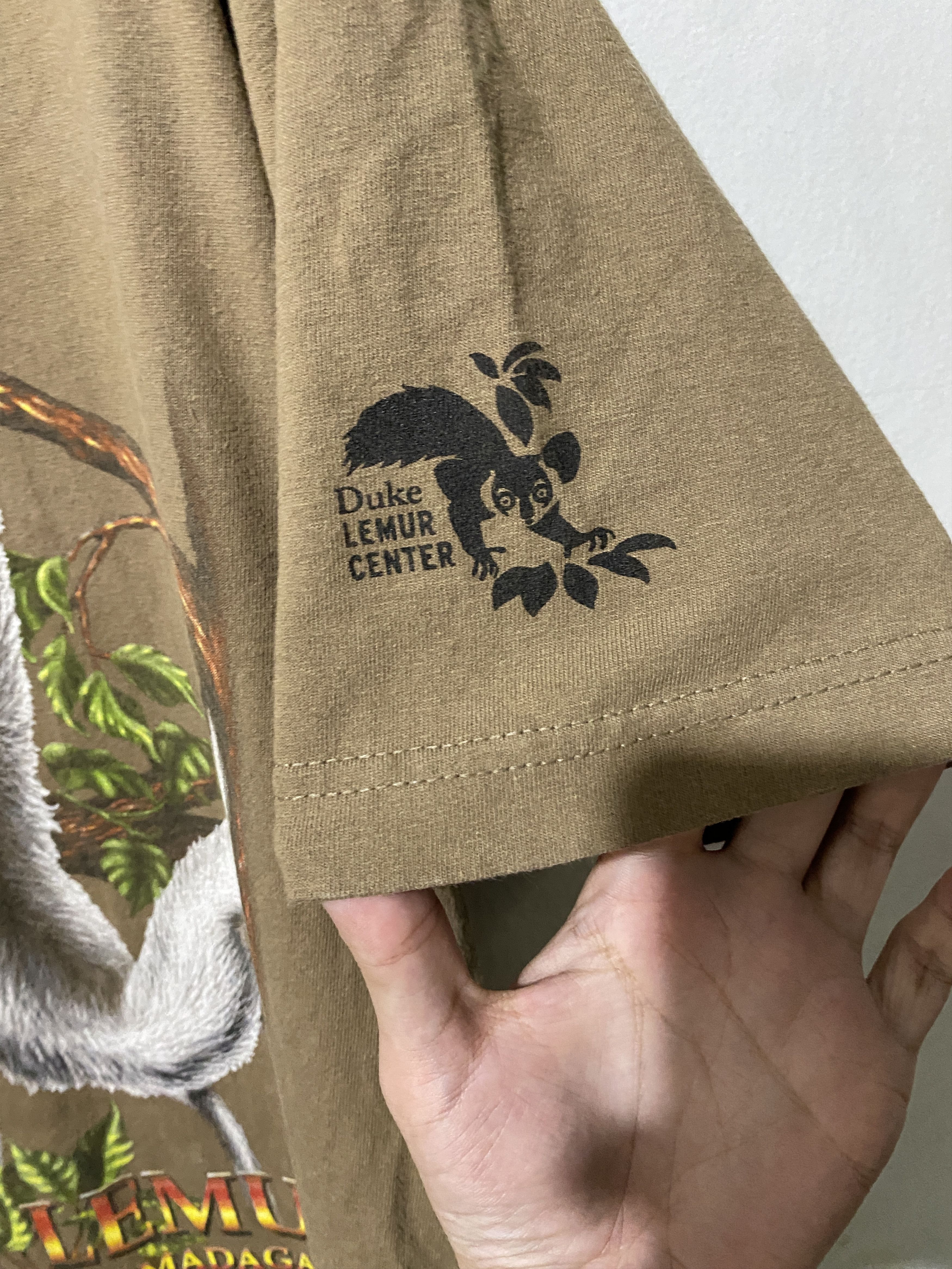 Vintage Vintage 90s Lemurs Shirt Size US M / EU 48-50 / 2 - 5 Thumbnail