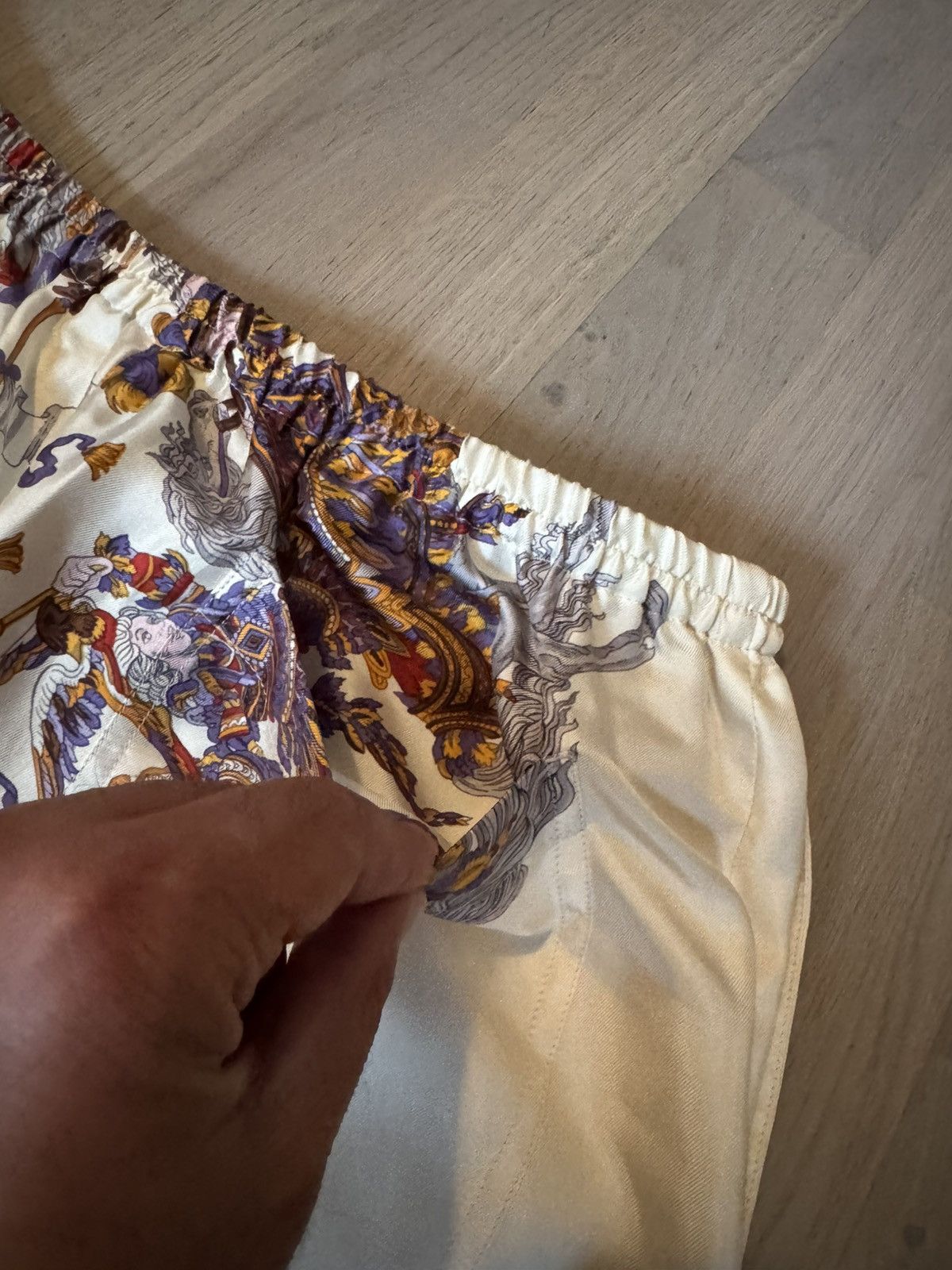 Gucci GUCCI silk shorts REAL SIZES IN PHOTOS BY TAPE MEASURE Size US 30 / EU 46 - 6 Thumbnail