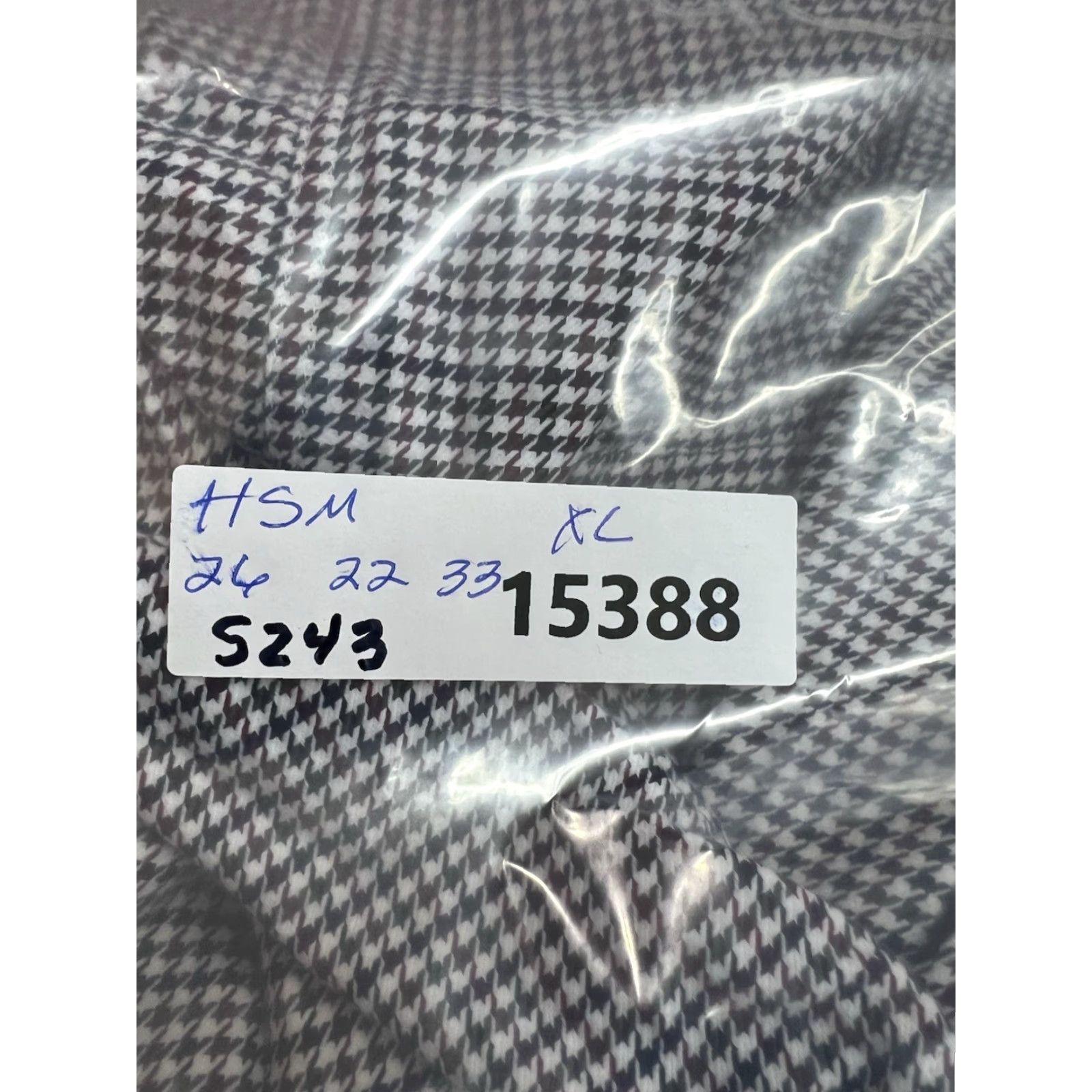 Hart Schaffner Marx Hart Shaffner Marx Button-Up Shirt Men XL Black Herringbone Long Sleeve, Classic, Designer, All Seasons Size US XL / EU 56 / 4 - 8 Thumbnail