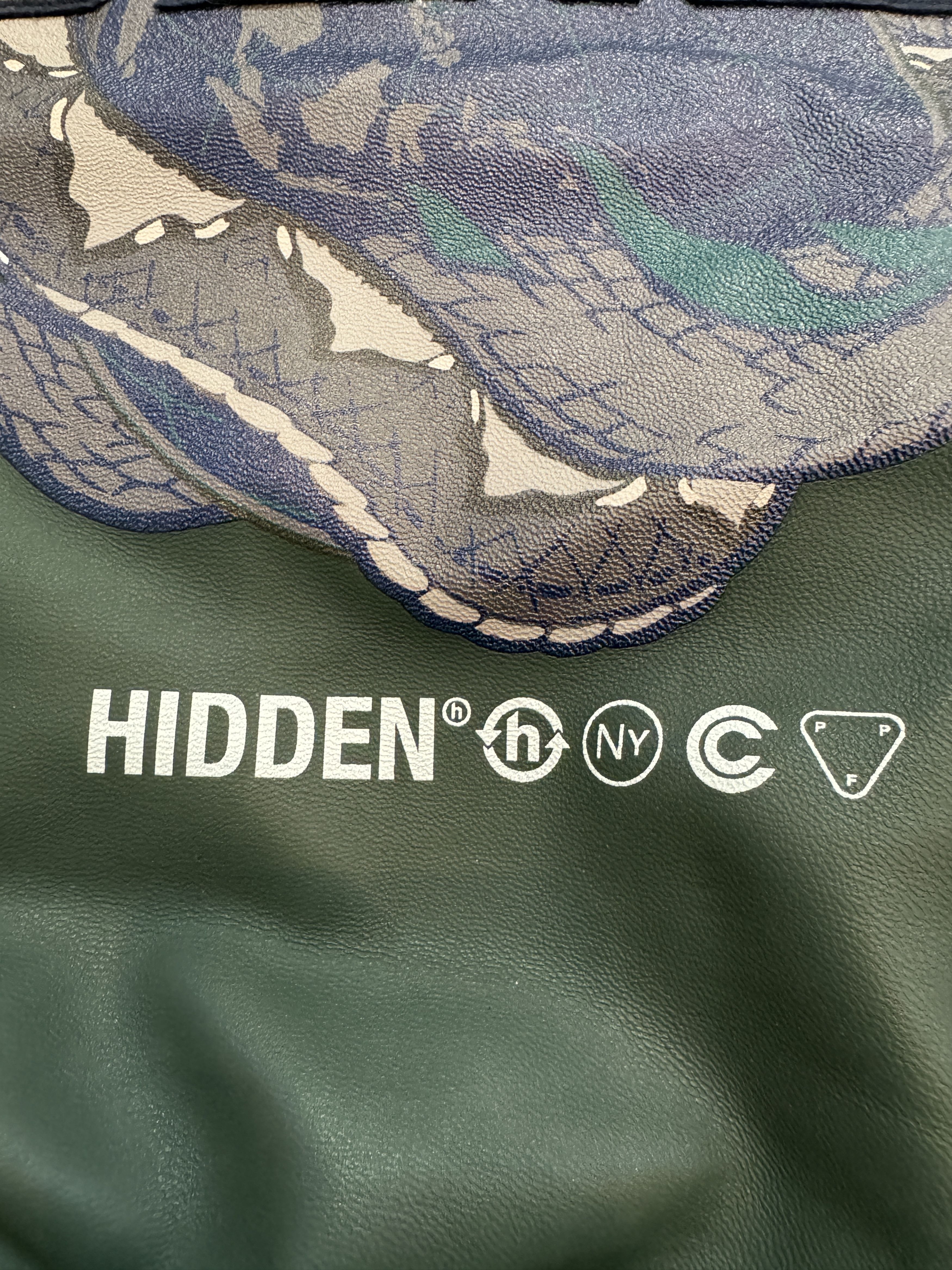 Avirex 1/30 HIDDEN NY x Avirex Worldwide Leather Bomber Jacket Size US M / EU 48-50 / 2 - 6 Thumbnail
