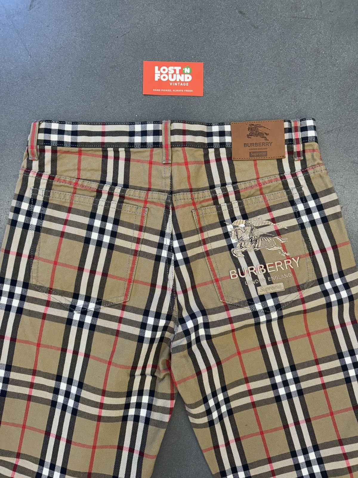 Burberry × Supreme SS22 Supreme Burberry Regular Jeans Beige Size US 30 / EU 46 - 3 Thumbnail