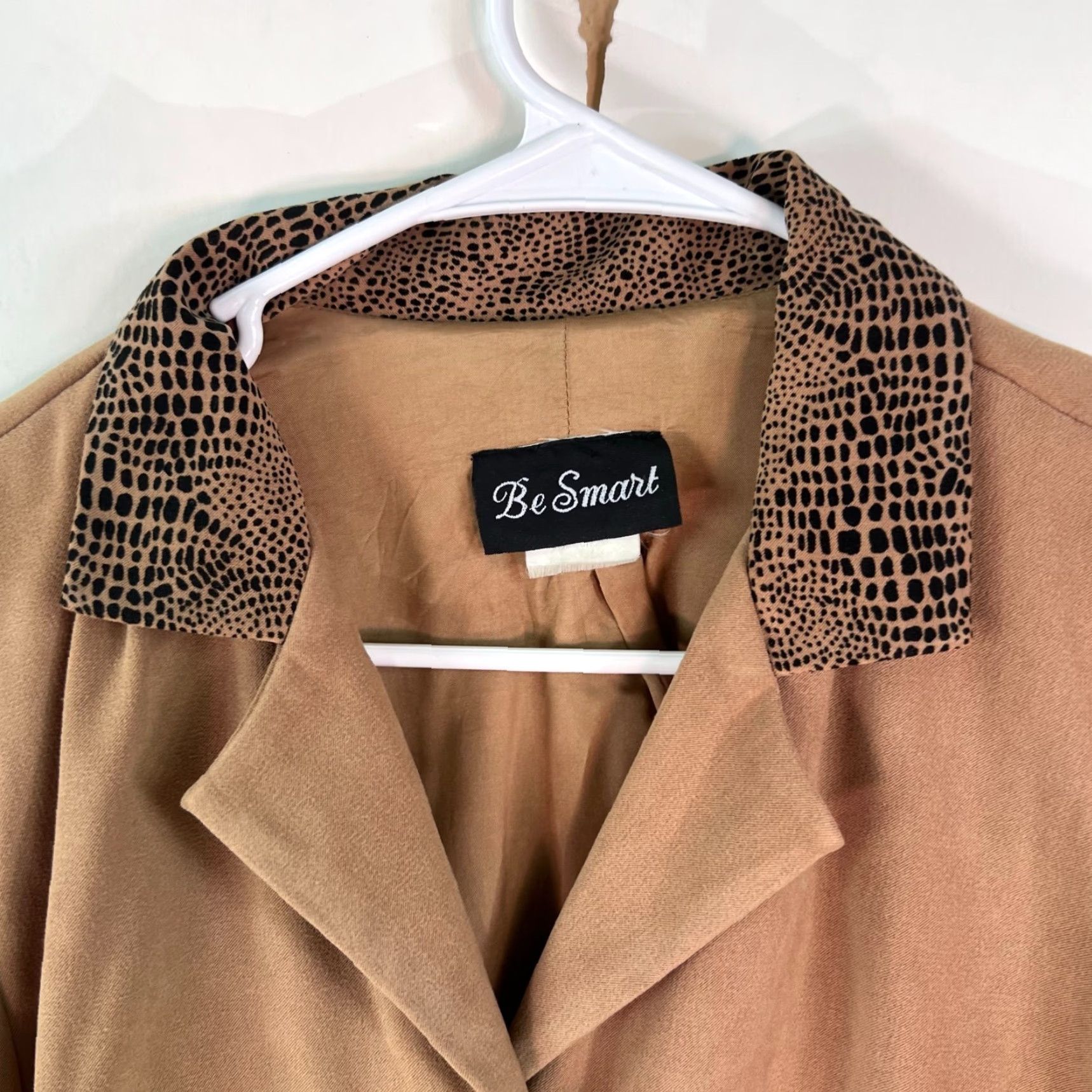 Vintage VINTAGE Be Smart Blazer Jacket Womens Size L Brown Animal Print Notch Collar Size L / US 10 / IT 46 - 2 Thumbnail