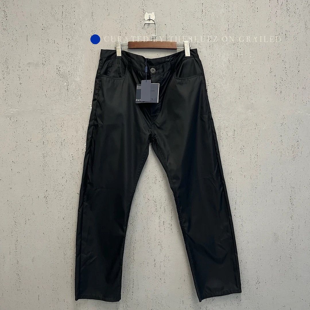 Prada Re-Nylon Casual Trousers in Black Size US 36 / EU 52 - 1 Thumbnail