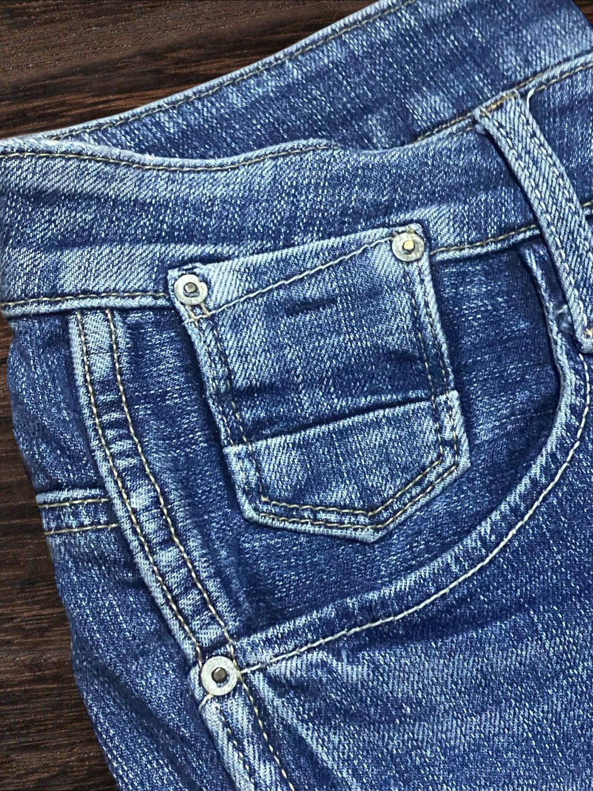 Japanese Brand Vtg Sweet Camel Faded Wash Buckle Back Eye Button Slim Fit Size US 28 / EU 44 - 7 Thumbnail