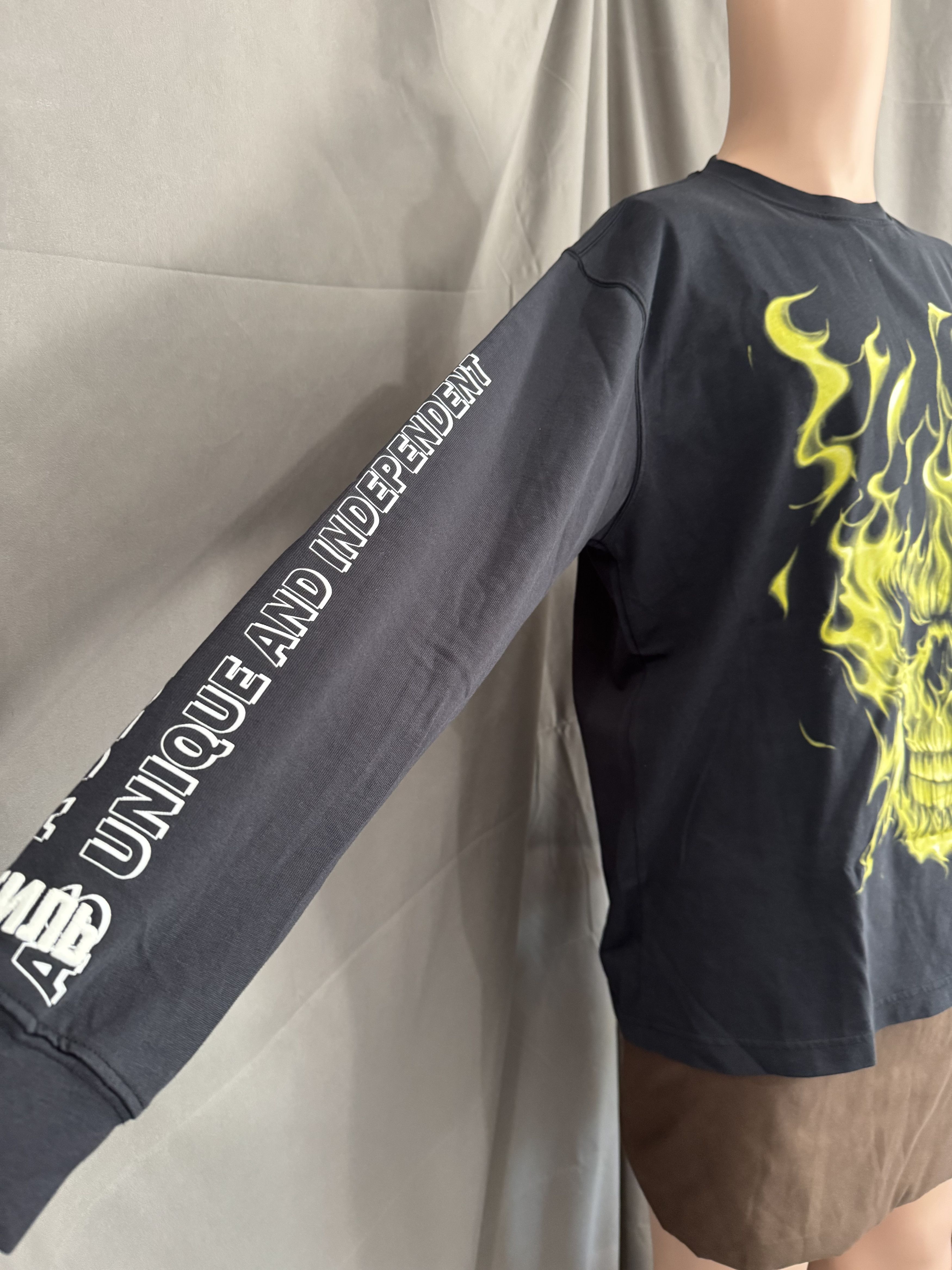 Heron Preston Heron Preston Fire Skull Long Sleeve Shirt Size X Small Size US XS / EU 42 / 0 - 6 Thumbnail