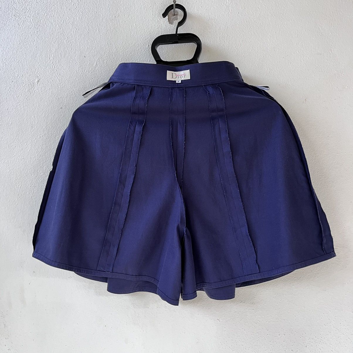 Dior Christian Dior Mademoiselle Skort Style Double Button Size 24" / US 00 / IT 34 - 16 Thumbnail