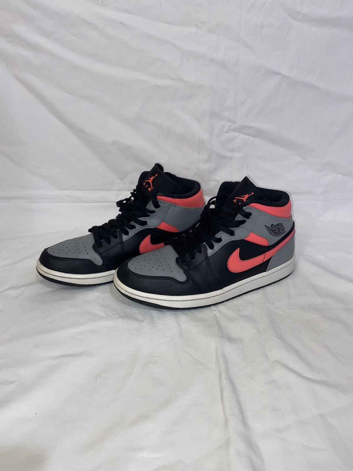 Nike Air Jordan 1 Mid Pink Shadow (8Y) drill streetwear