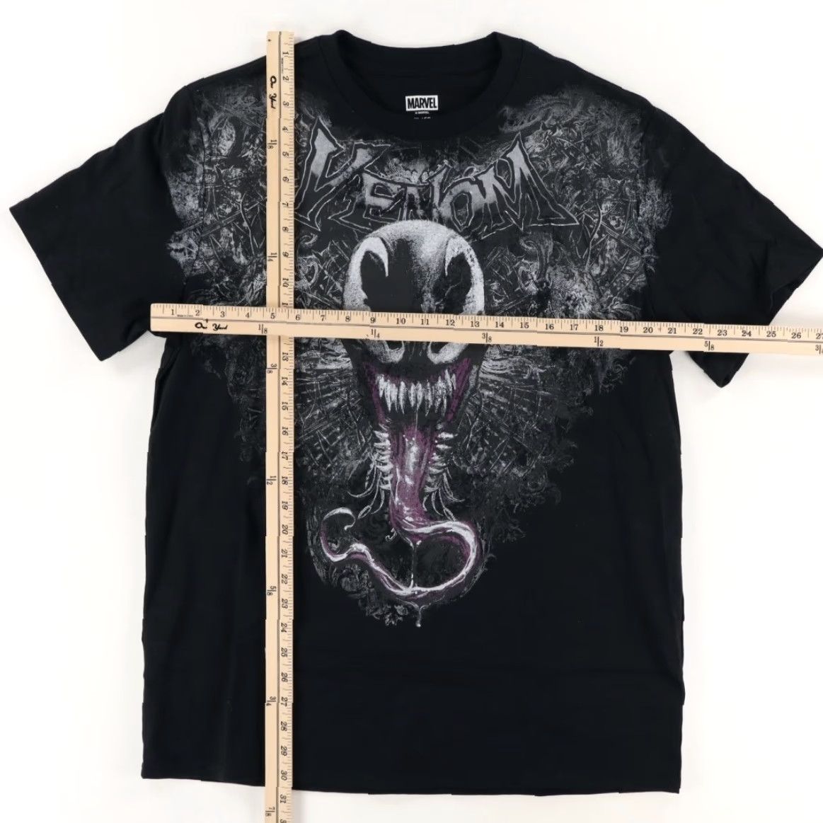 Vintage Marvel Venom Screen Print Solid T-Shirt Black Men's XL Shirt Mens XL Venom Screen Print Marvel Shirt Black Size US XL / EU 56 / 4 - 3 Thumbnail