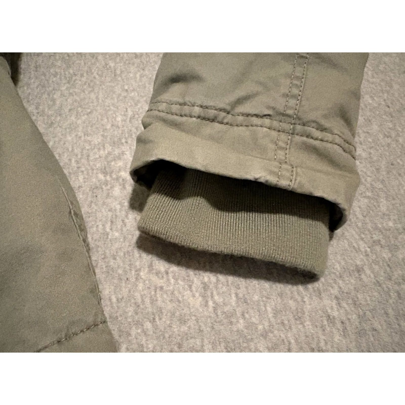 Vintage VINTAGE 32 Bar Blues Green Military Jacket Coat Full Zip Button Sherpa Collar Mens Large Bomber Jacket Green Mens L Full Zip Button Sherpa Collar Size US L / EU 52-54 / 3 - 6 Thumbnail