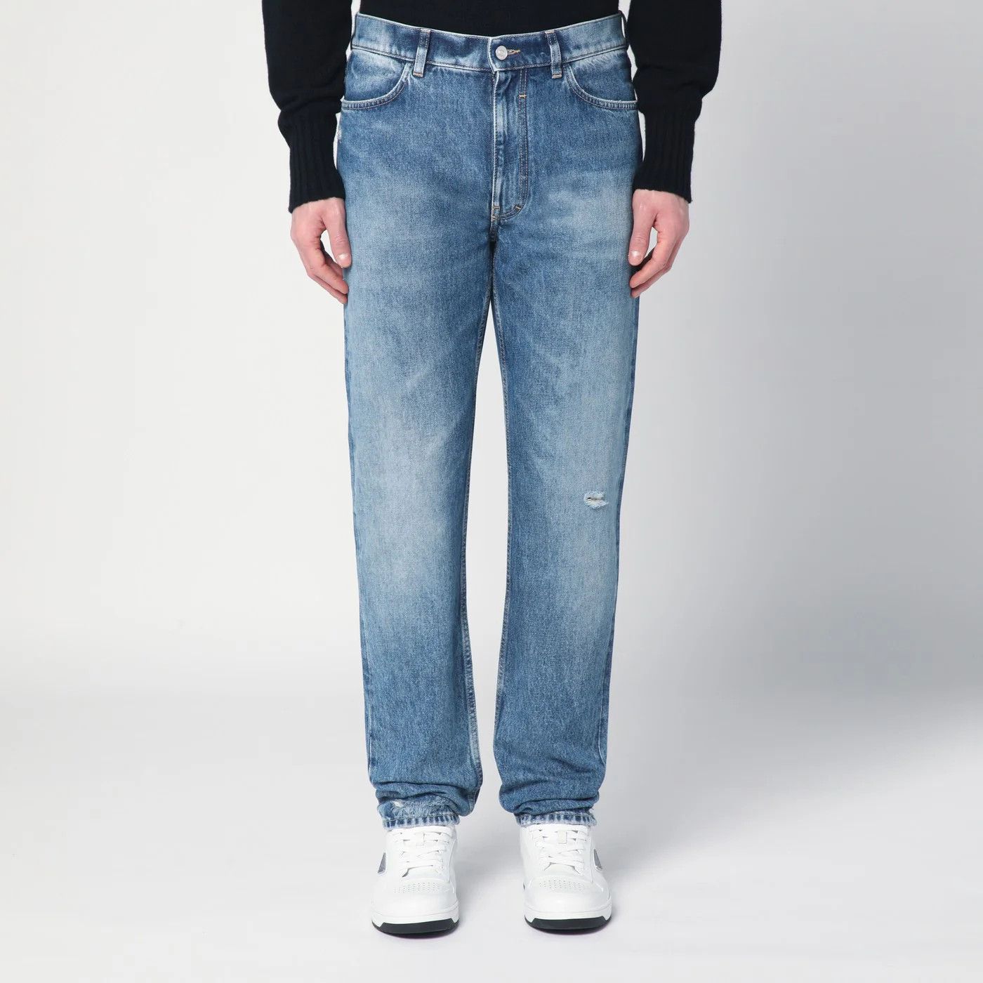 Givenchy o1d2blof0426 Denim Jeans in Blue Size US 31 - 1 Thumbnail