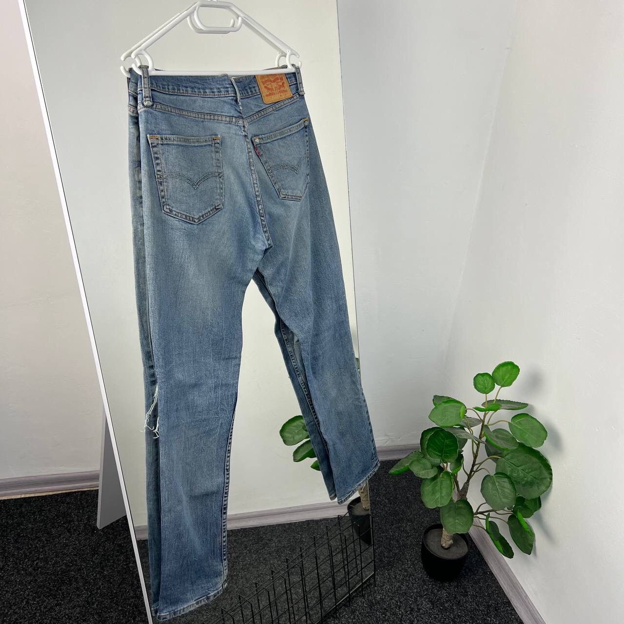 Levi's Y2K Distressed Levi’s Vintage Pants Jeans Baggy Denim Size US 33 - 1 Thumbnail