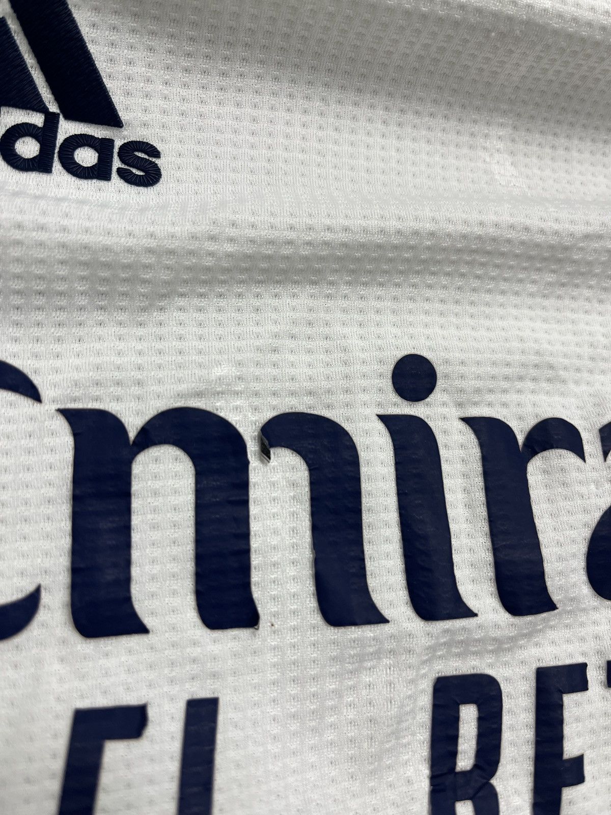 Adidas Real Madrid Adidas 2020/21 Season Player Soccer Jersey Pink Size US M / EU 48-50 / 2 - 8 Thumbnail