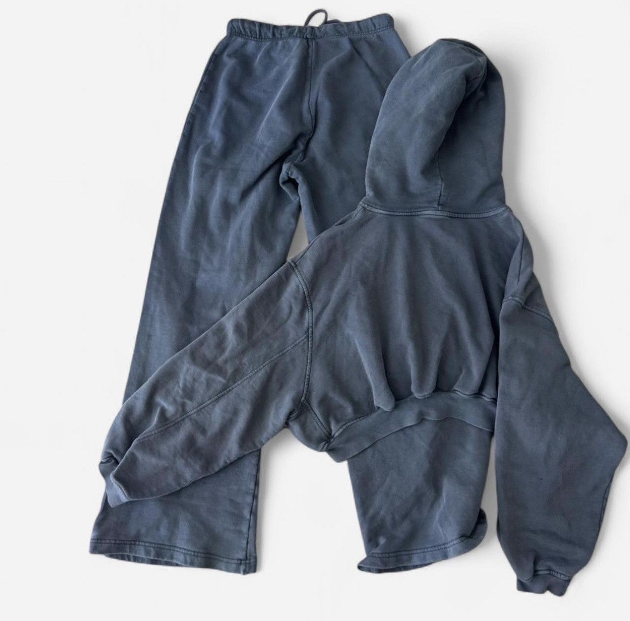 Zara Zara Set hoodie and pants Size 28" / US 6 / IT 42 - 1 Thumbnail