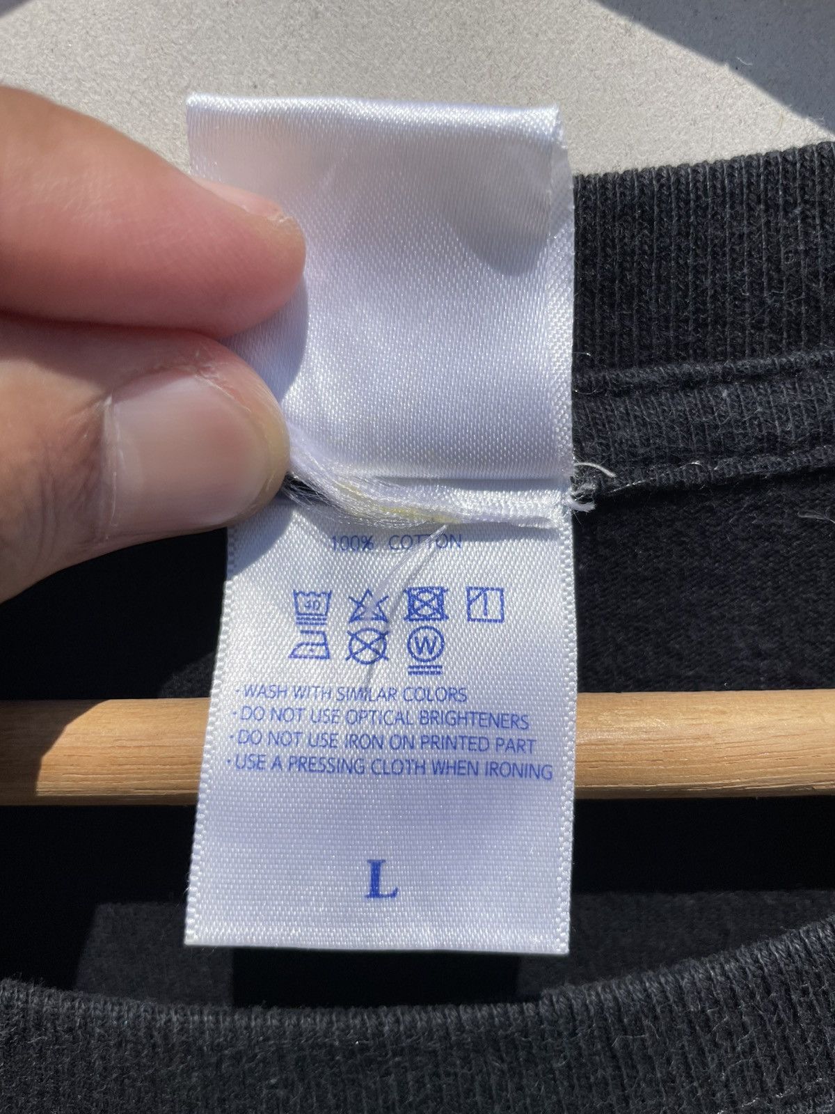 Japanese Brand 🔥Accept Binding Offer🔥 Dish// Wolves Size US L / EU 52-54 / 3 - 6 Thumbnail