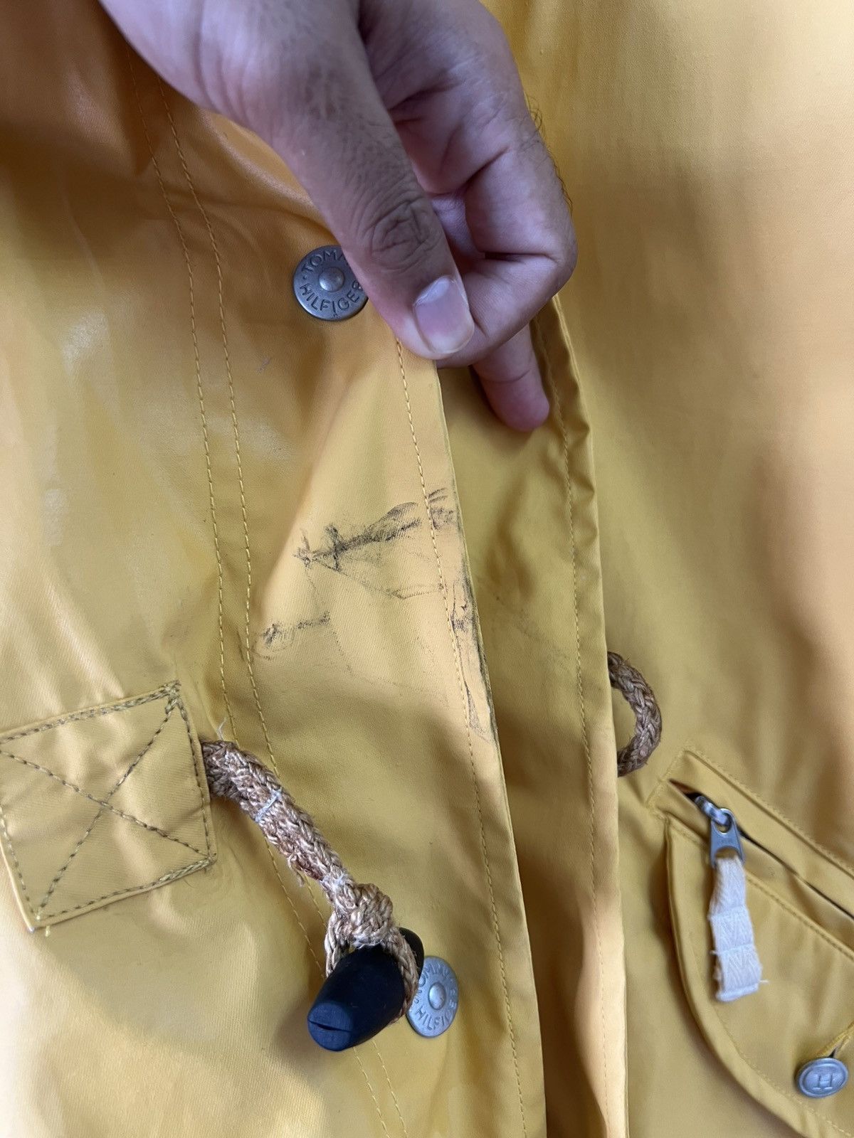 Tommy Hilfiger Vintage Tommy Hilfiger Raincoat Size US XL / EU 56 / 4 - 15 Thumbnail