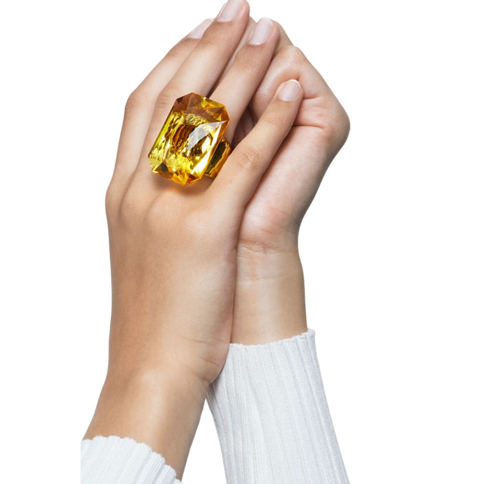 Swarovski Swarovski Lucent cocktail ring Oversized crystal, 6 Size ONE SIZE - 7 Thumbnail
