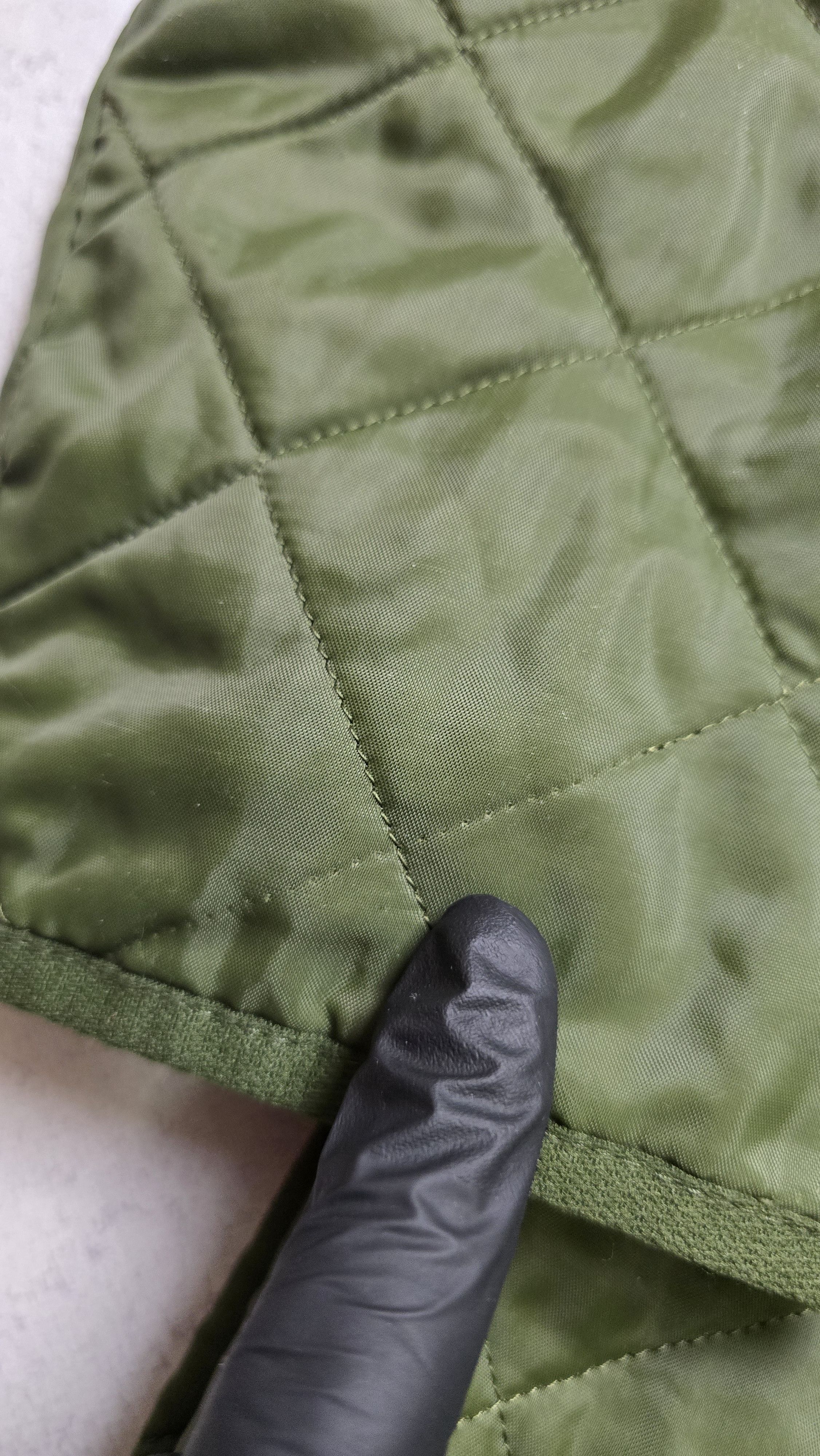 Barbour Liddesdale Quilted Jacket Olive Corduroy Collar Heritage Size US L / EU 52-54 / 3 - 15 Thumbnail