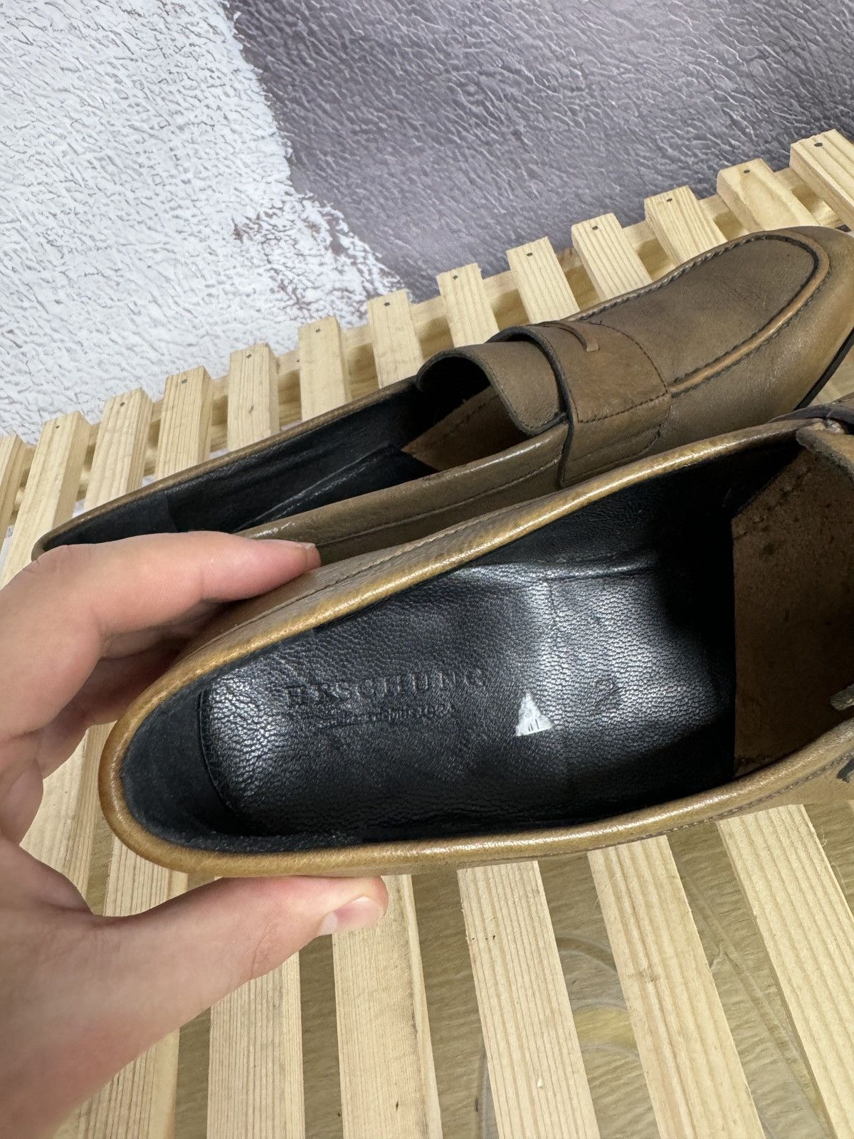 Genuine Leather Heschung light brown classic casual leather loafers Size US 9 / EU 42 - 14 Thumbnail