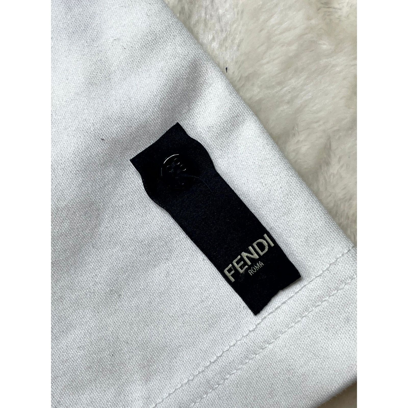 Fendi Fendi Made In White Tee Size US M / EU 48-50 / 2 - 3 Thumbnail