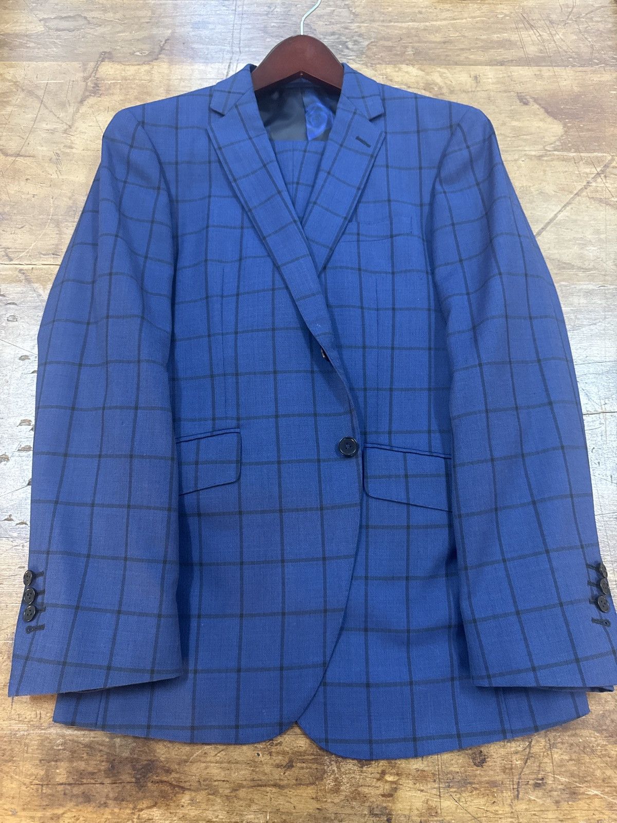 Super 120s Plaid Suit