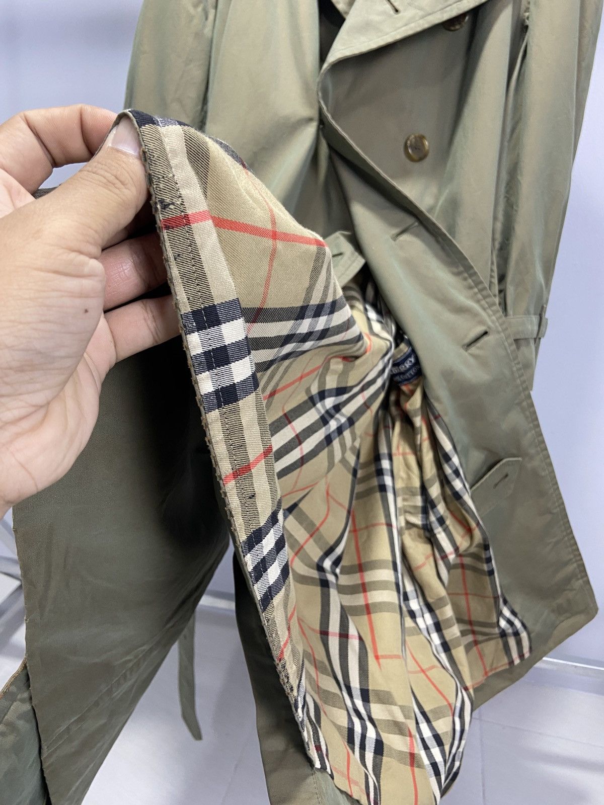 Burberry Vintage Burberrys Nova check Trench Coat Made in England Size US M / EU 48-50 / 2 - 13 Thumbnail