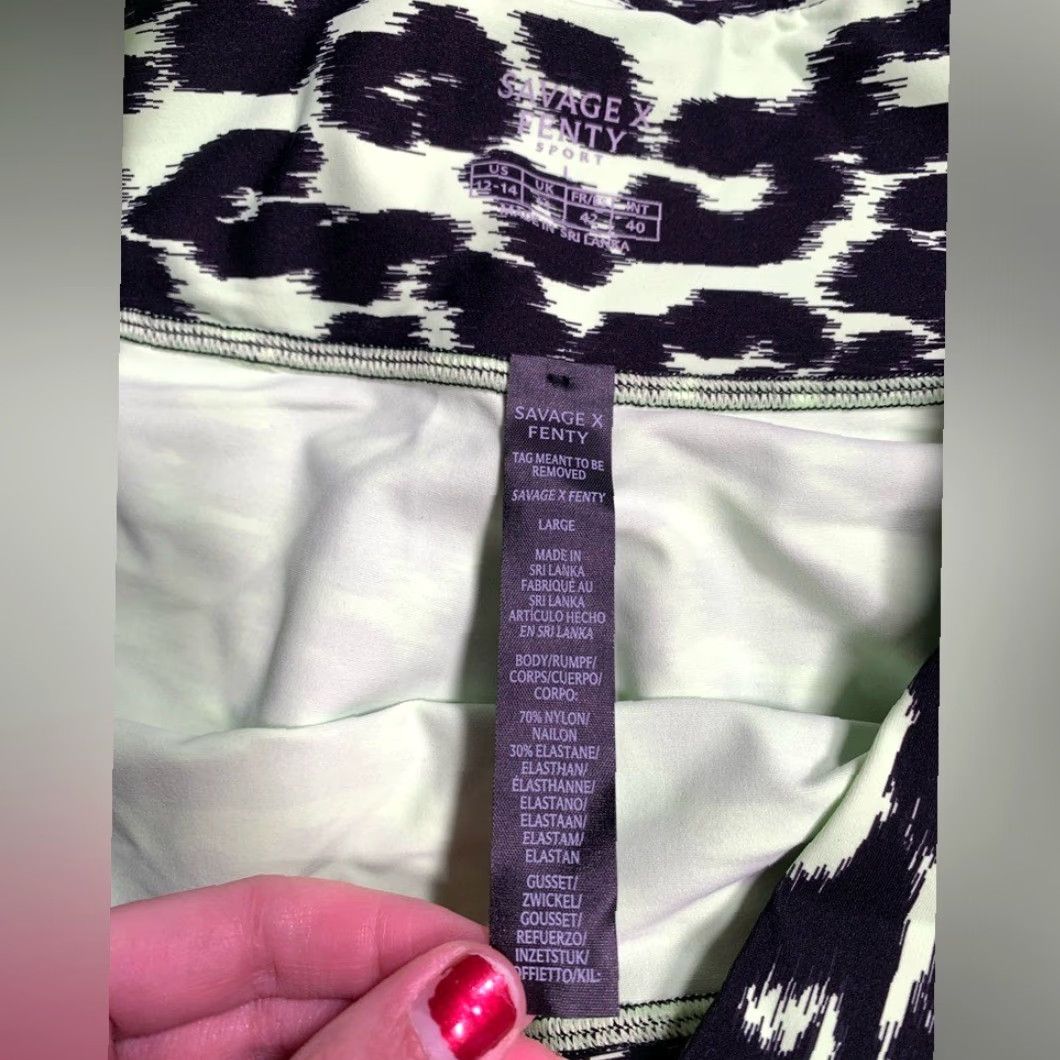 Vintage Savage x fenty sport Leopard Print Leggings in Neon Green and Black Size 34" / US 12 / IT 48 - 5 Thumbnail