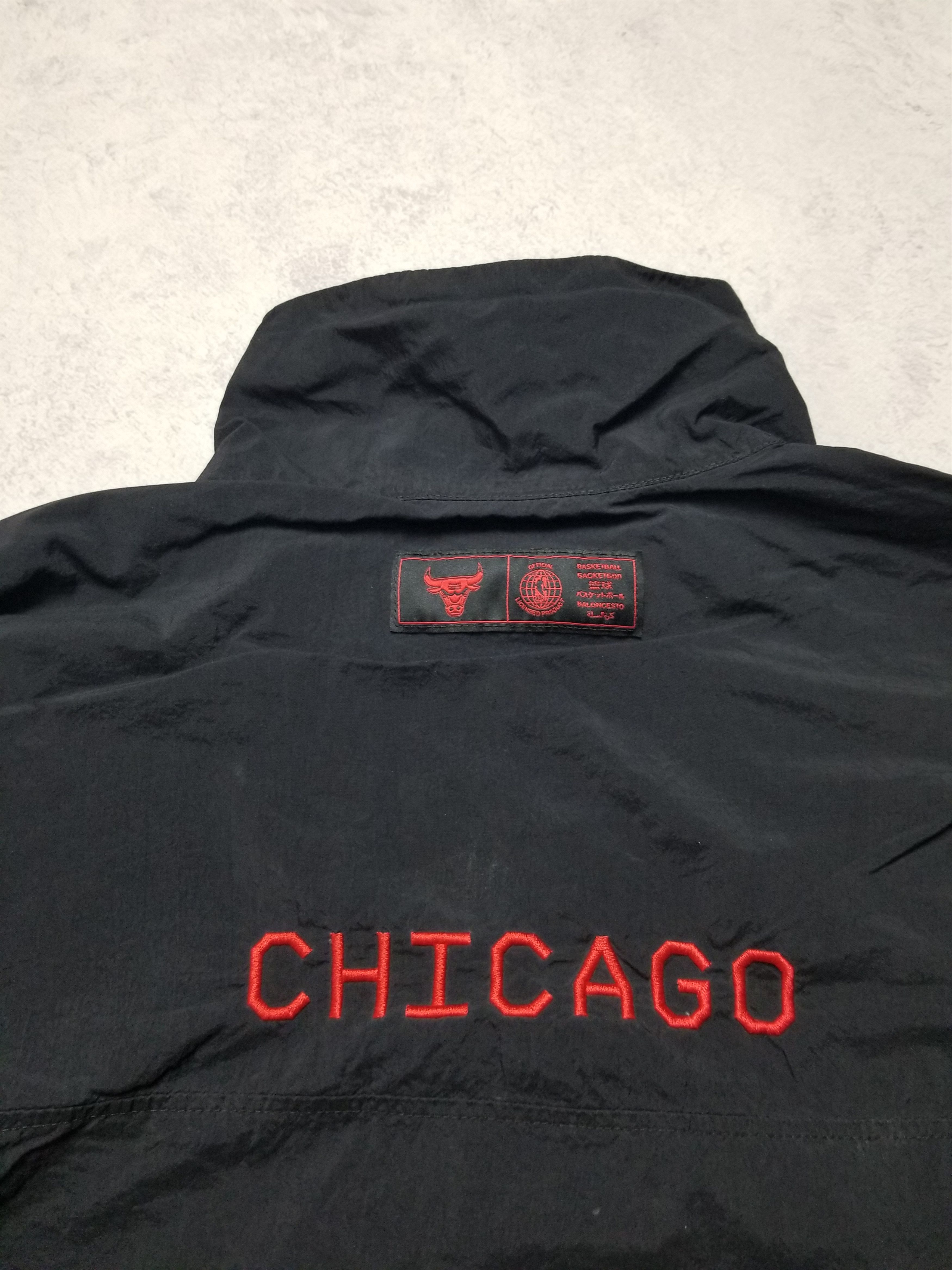 Nike NIKE NBA CHICAGO BULLS WOMEN'S TRACKJACKET ANORAK 1/2 ZIP Size S / US 4 / IT 40 - 4 Thumbnail