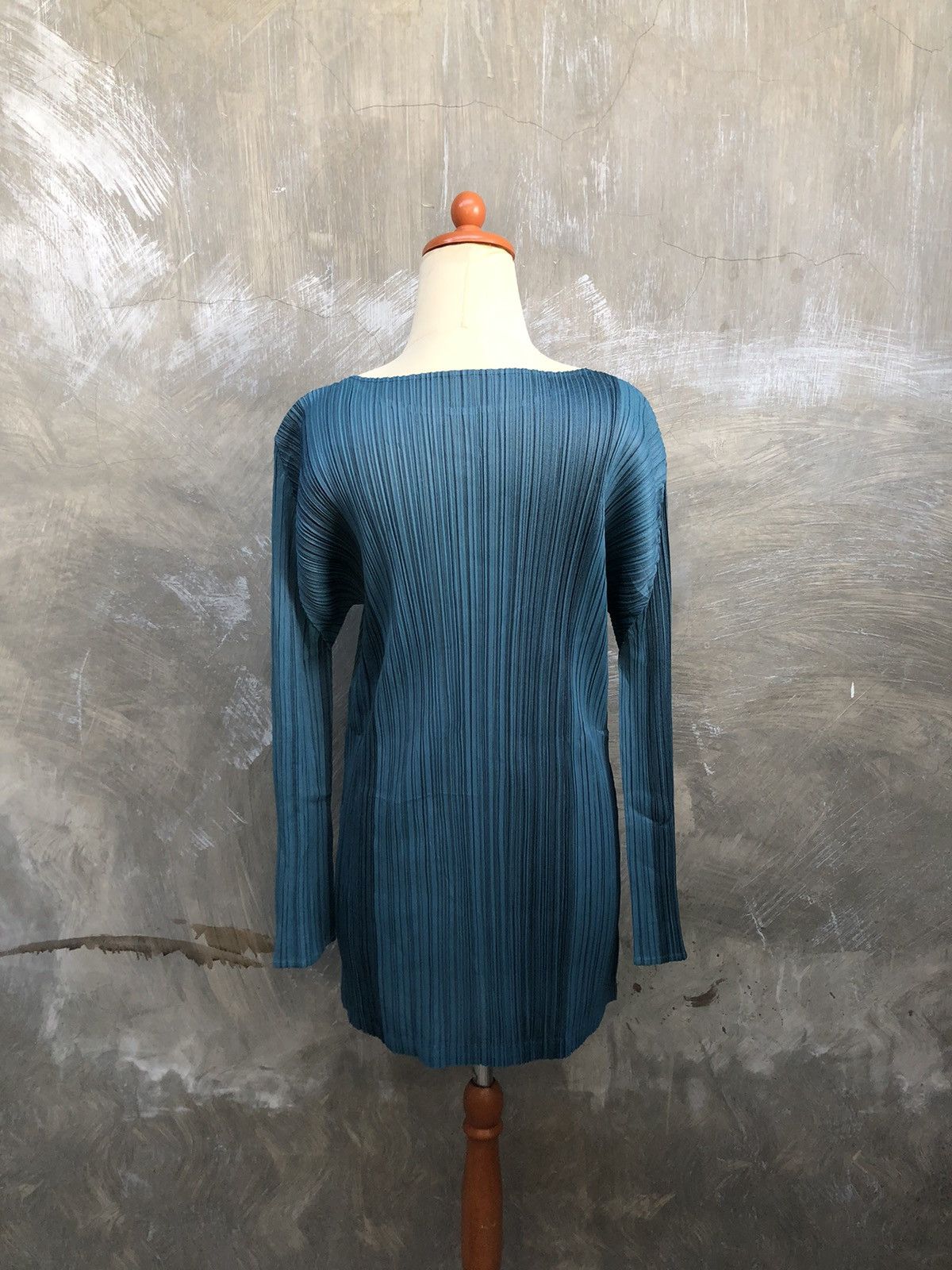 Issey Miyake × Japanese Brand × Pleats Please Issey Miyake Issey Miyake Pleats Please Longsleeve Size L / US 10 / IT 46 - 11 Thumbnail