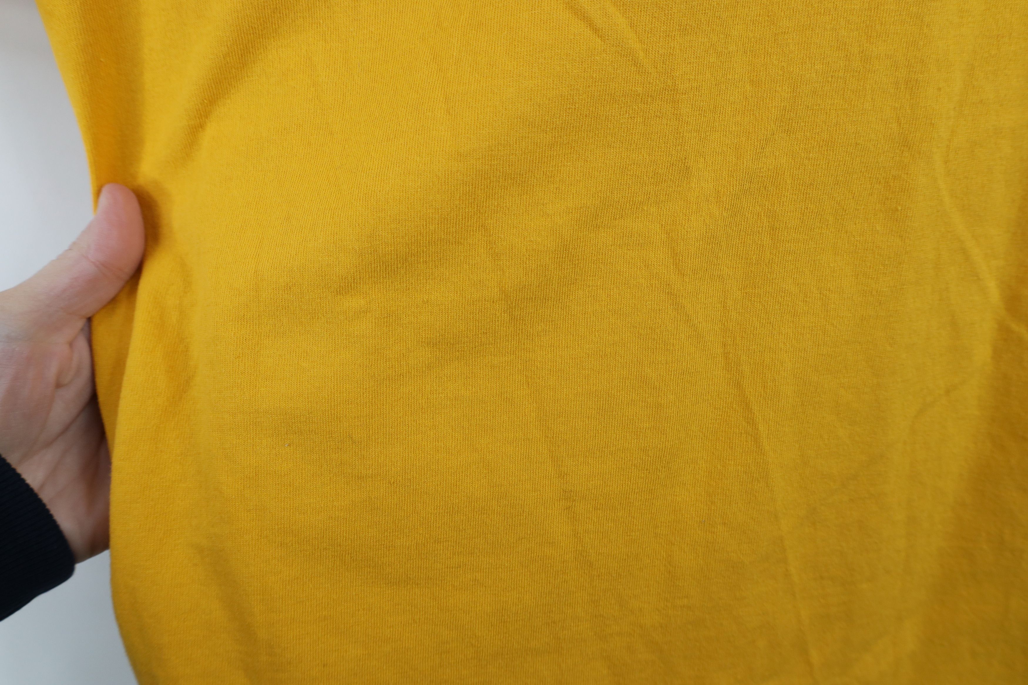 Vintage Vintage 90s Spalding Fire Flames Short Sleeve T-Shirt Yellow Size US L / EU 52-54 / 3 - 4 Thumbnail