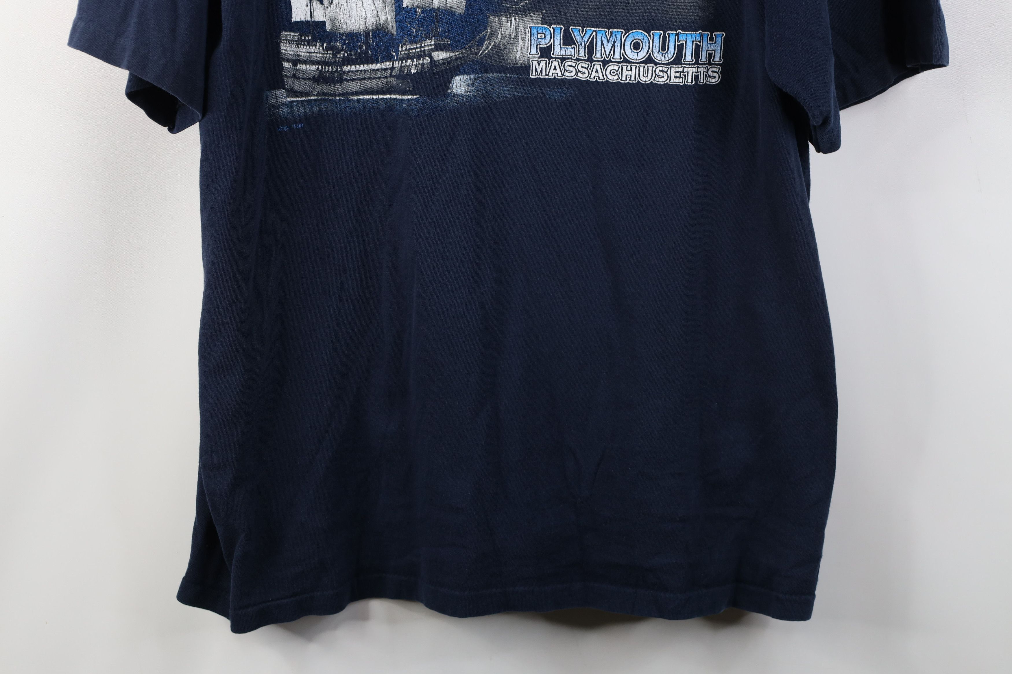 Vintage Vinage 90s Plymouth Rock Massachusetts Pilgrims T-Shirt USA Size US XL / EU 56 / 4 - 3 Thumbnail