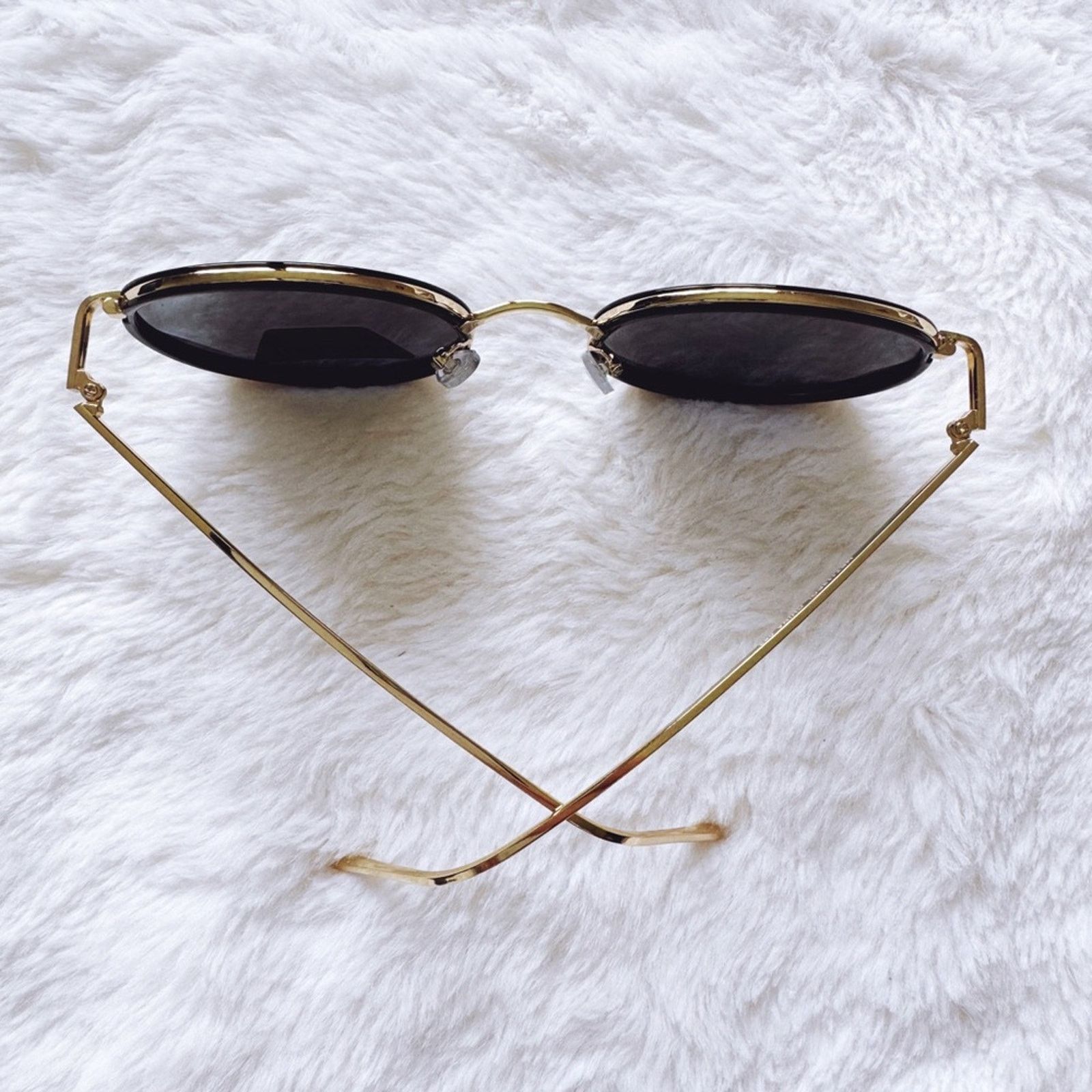 Other Dean Black w/ Gold Rim Round Sunglasses Size ONE SIZE - 9 Thumbnail