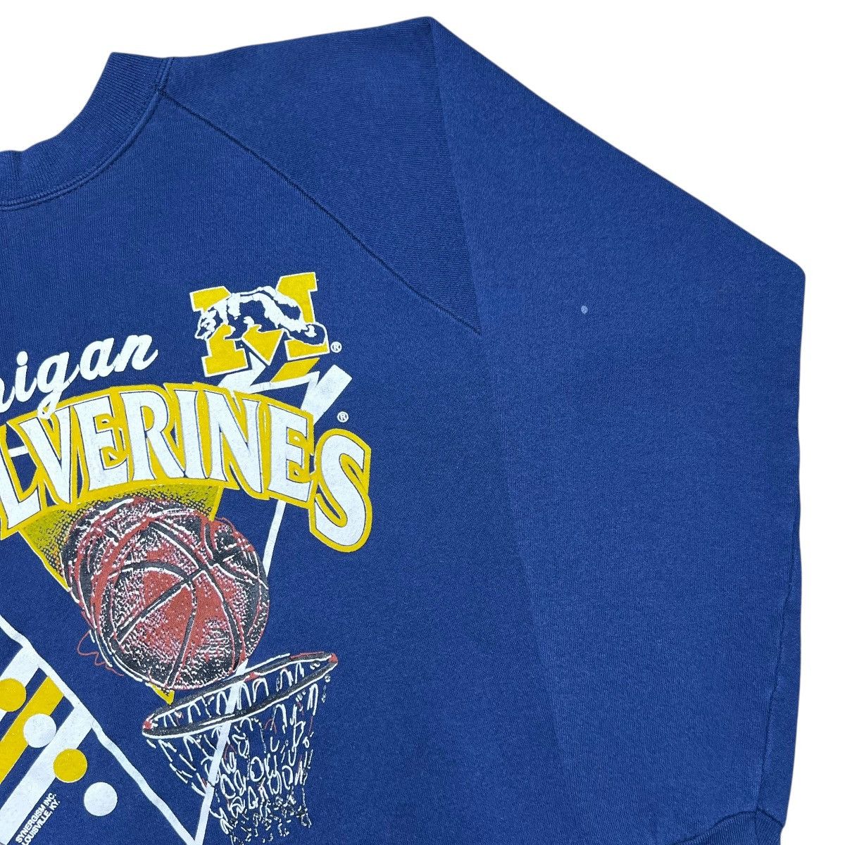 NCAA Vintage 1990s NCAA Michigan Wolverines Basketball Sweatshirt Size US XL / EU 56 / 4 - 18 Thumbnail