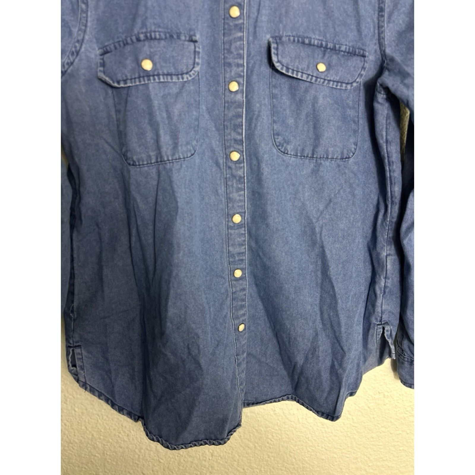 Lucky Brand Lucky Brand Chambray Denim Button-Up Shirt Small Women Regular Blue Long Sleeve Collared Pocket Bohemian Western Casual Size S / US 4 / IT 40 - 5 Thumbnail