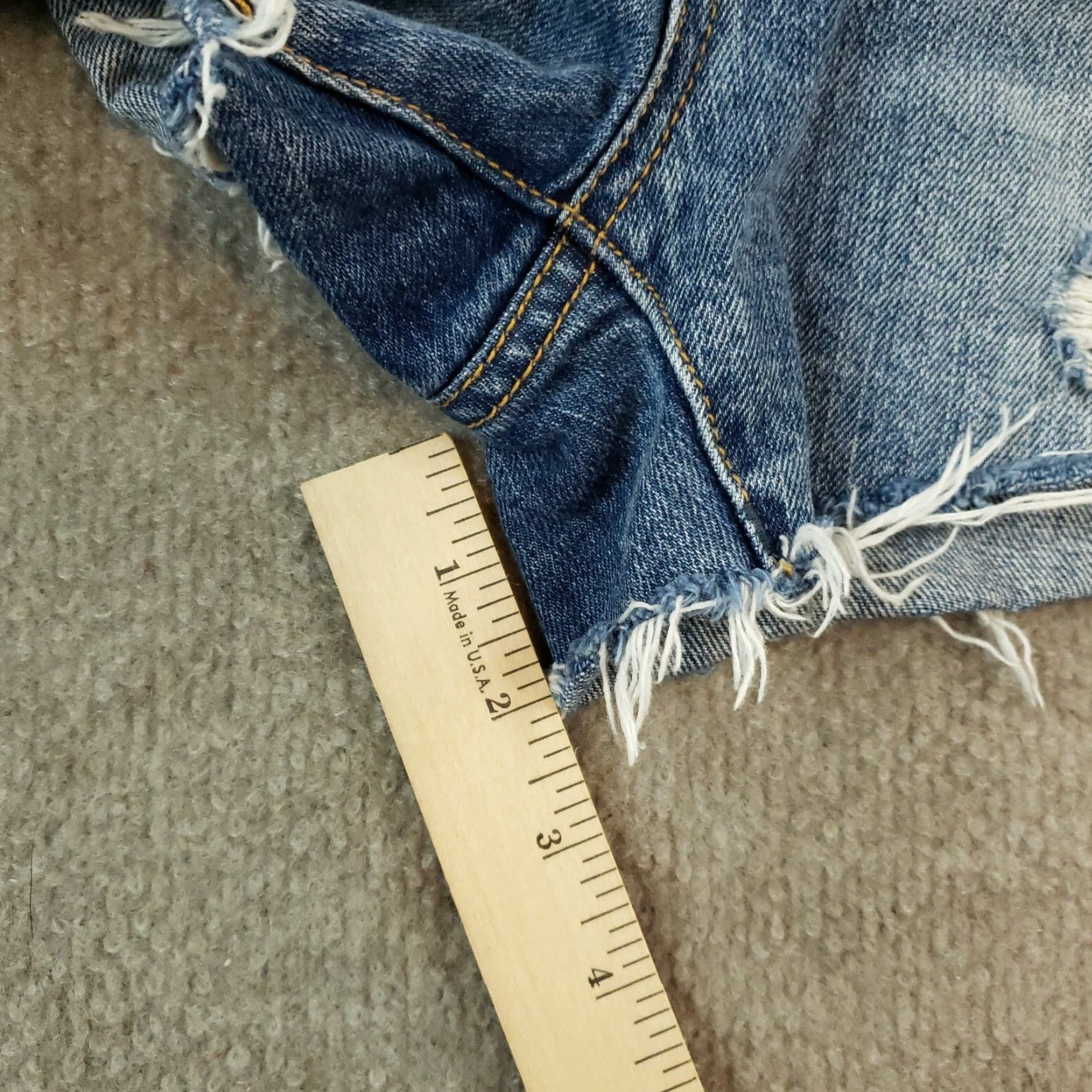Vintage We The Free People Womens 25 Blue Denim Shorts Distressed Frayed Edge Size 42" / US 20 - 2 Thumbnail