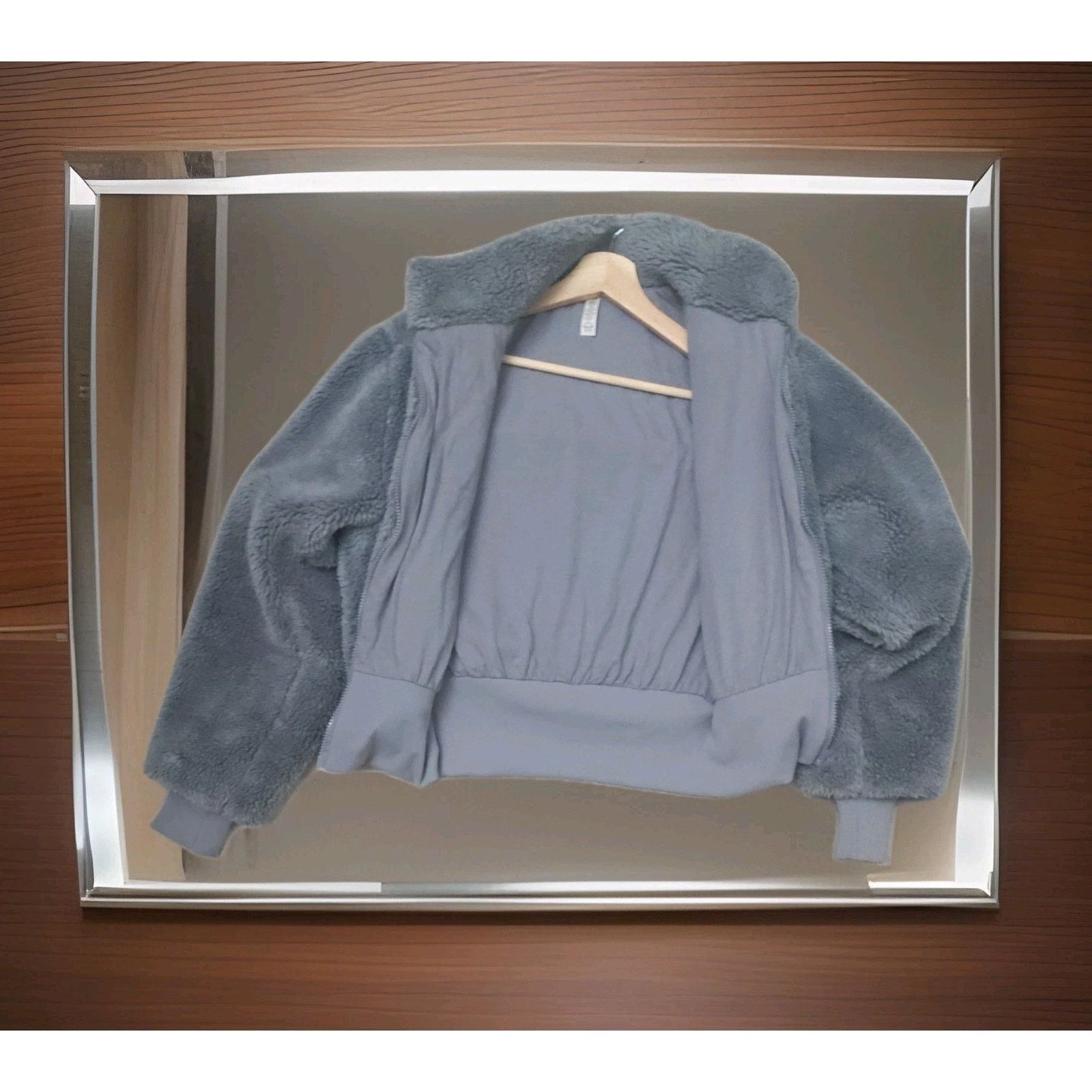 Alo Alo Yoga Foxy Sherpa Jacket XS Steel Blue Faux Fur Full Zip Size XS / US 0-2 / IT 36-38 - 9 Thumbnail
