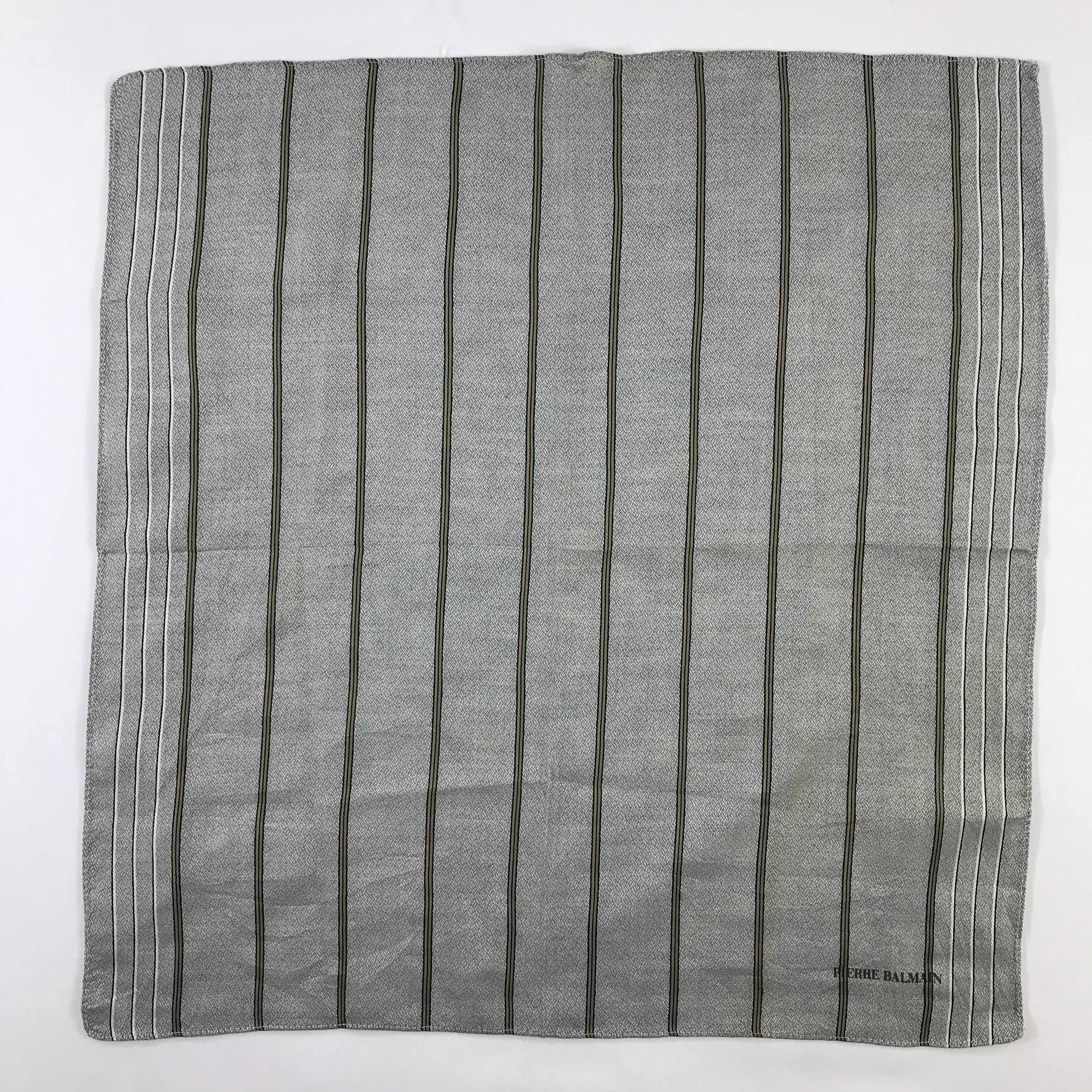Pierre Balmain × Vintage Pierre Balmain Bandana / Handkerchief / Neckerchief - S392 Size ONE SIZE - 1 Thumbnail