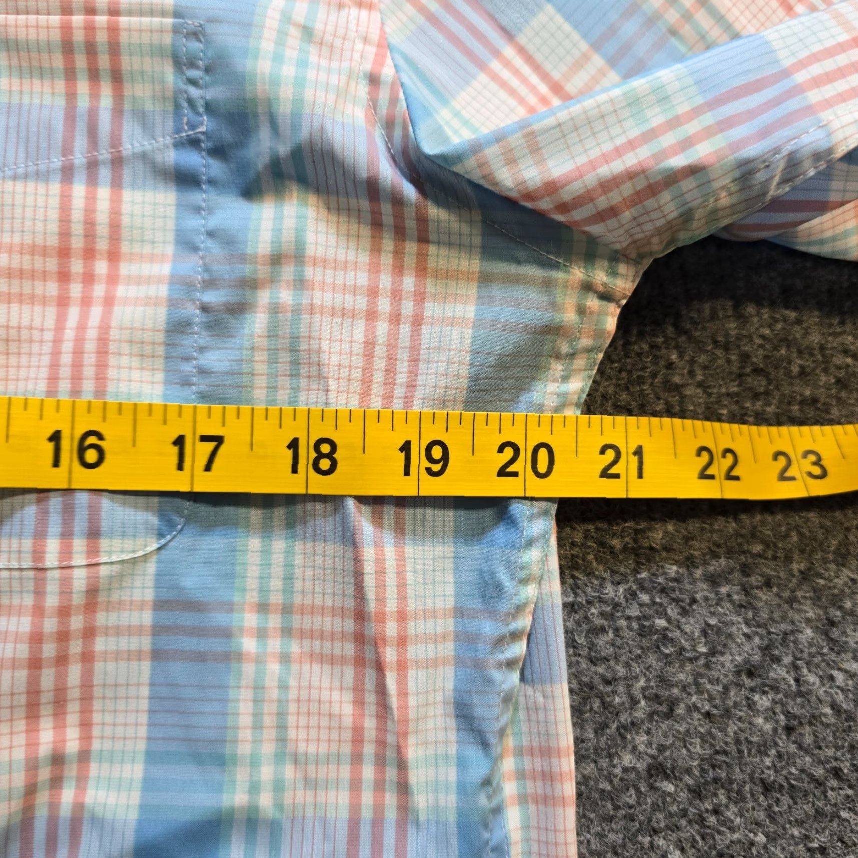J.Crew J Crew Shirt Mens Medium Blue Plaid Performance Nylon Blend Button-Up Career Preppy Size US M / EU 48-50 / 2 - 5 Thumbnail