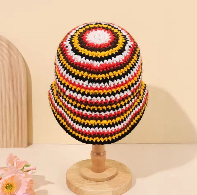 Handmade Retro Striped Handmade Knitted Hat Size ONE SIZE - 6 Thumbnail