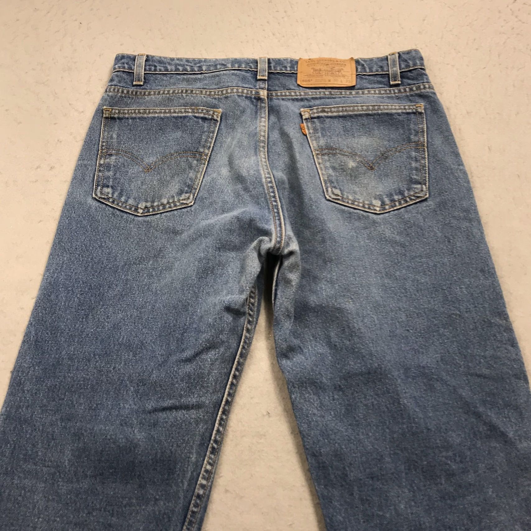 Levi's VINTAGE Levi's 505 Jeans Mens 36x32 Blue Regular Straight Denim Orange Tab Paint Jeans Mens 36x32 Blue Regular Straight Denim 80s 90s USA Men Size US 36 / EU 52 - 6 Thumbnail