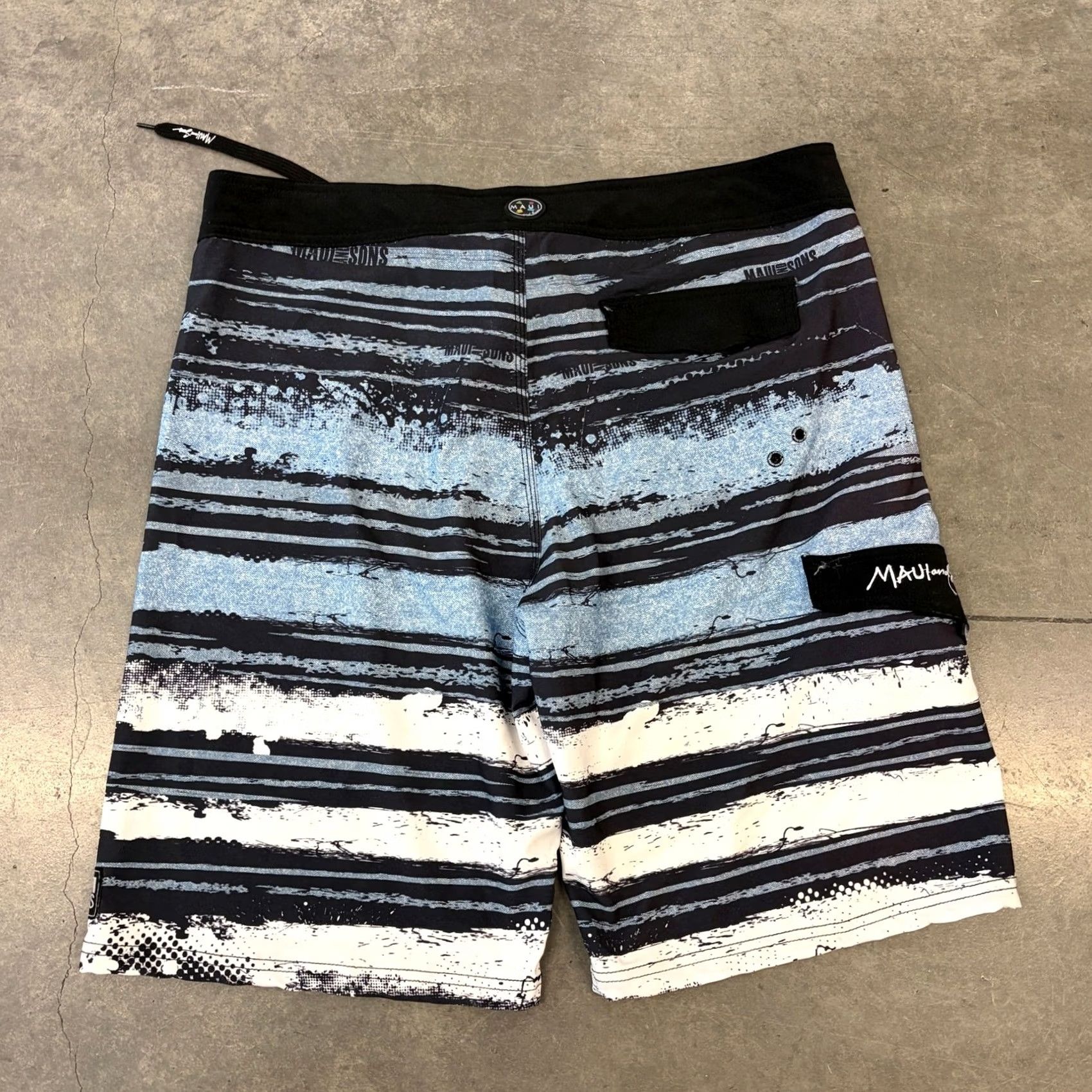 Speedo VINTAGE Speedo Olive Men's Swim Trunks Shorts Size 36 Regular Cargo Ocean Black 90s Mens Size US 36 / EU 52 - 2 Thumbnail