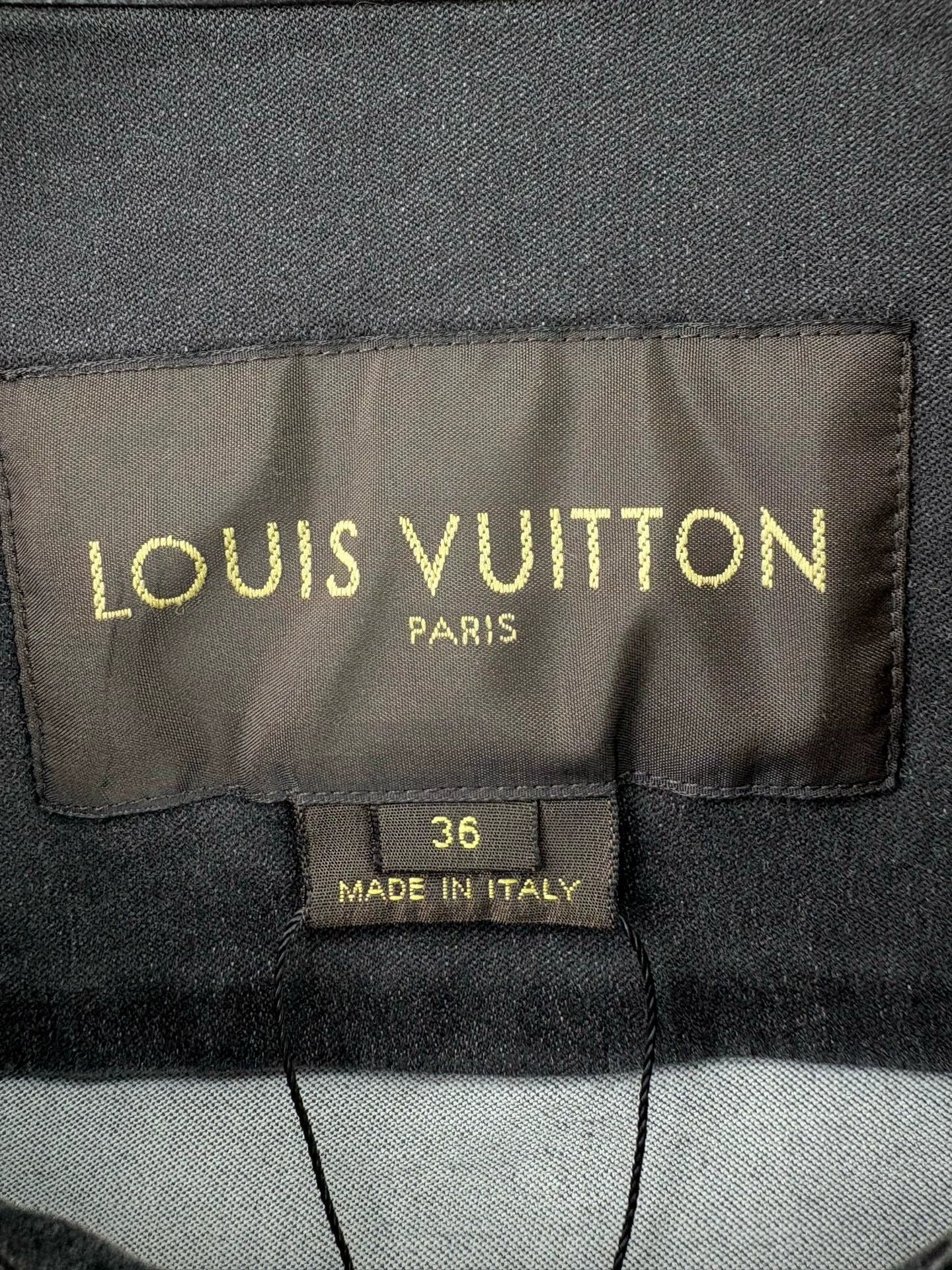 Louis Vuitton LOUIS VUITTON LV monogram patchwork denim jacket Size XS / US 0-2 / IT 36-38 - 4 Thumbnail